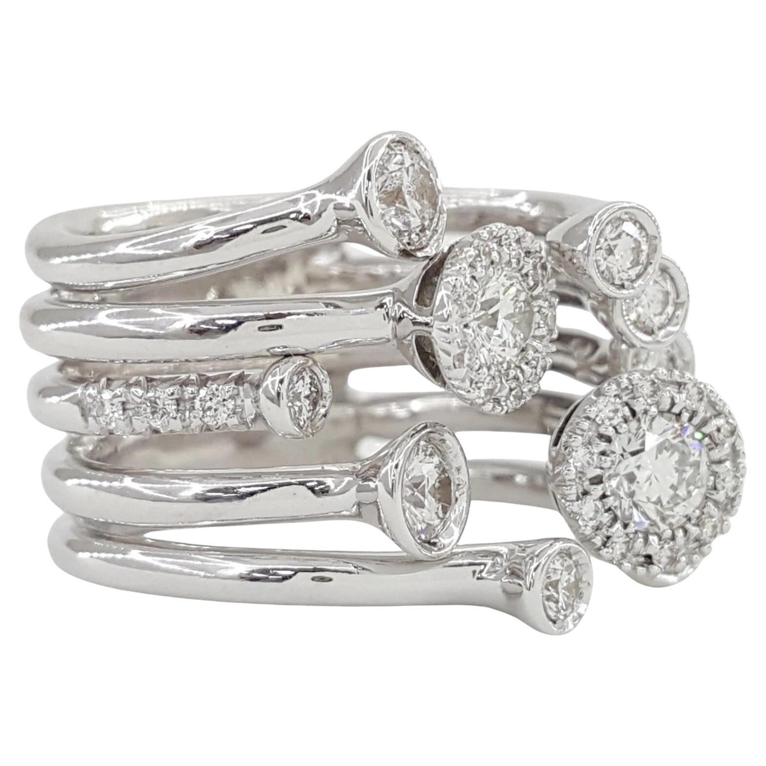 Favero Calla Collection Diamond Halo Statement Ring  1.8ct (Kissenschliff) im Angebot