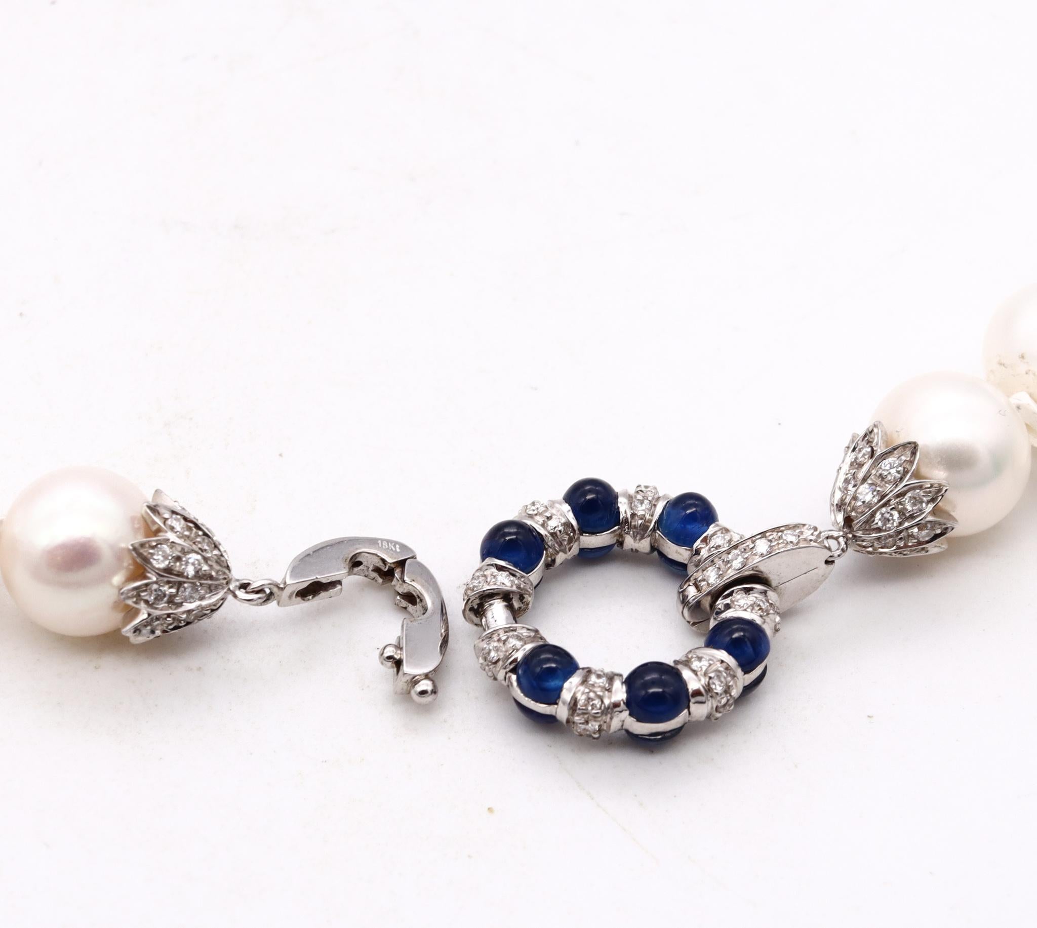 Favero Italy 18Kt Gold Necklace Akoya Pearls and 4.74 Cts in Sapphire Diamonds In Excellent Condition In Miami, FL
