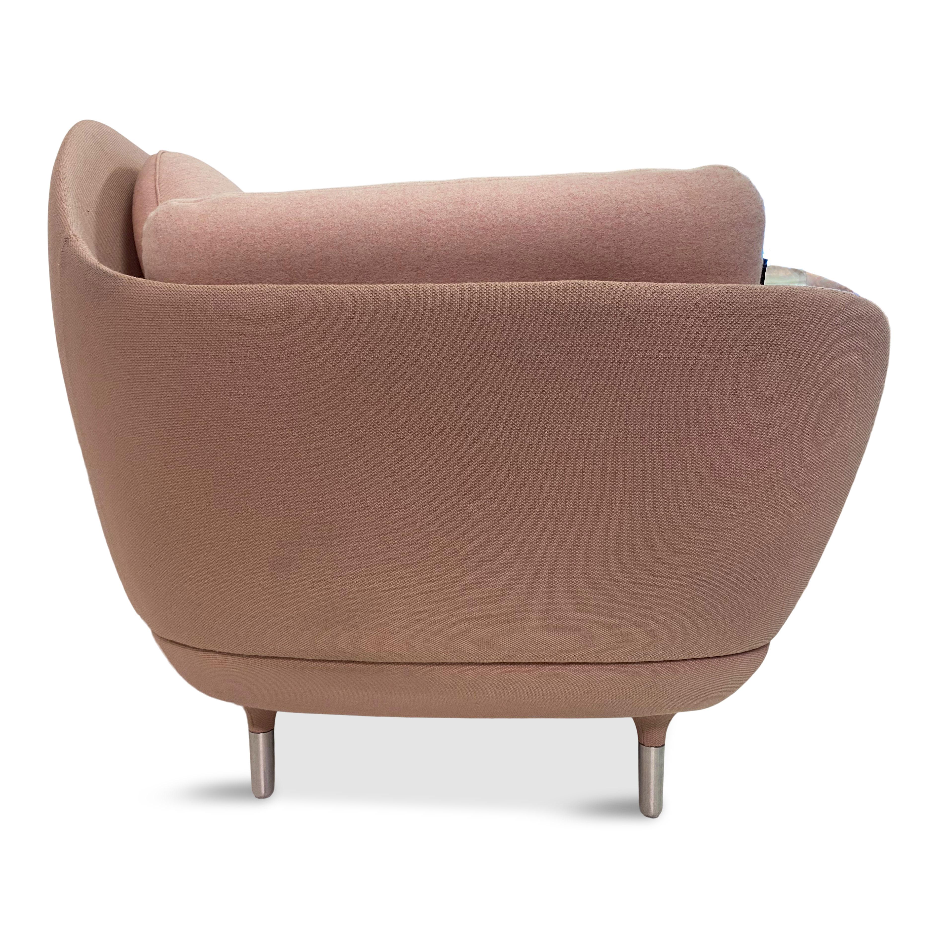 Favn Sofa by Jaime Hayon for Fritz Hansen in Pink 5