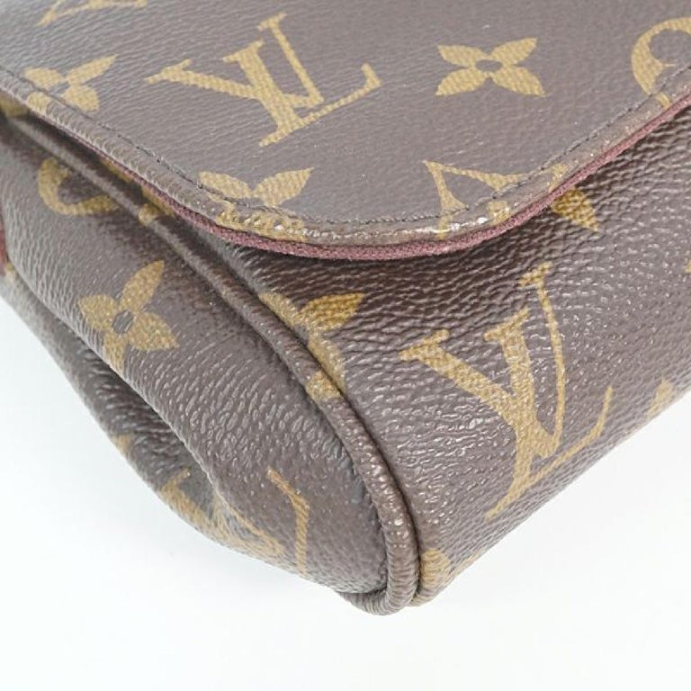 Louis Vuitton Favorite PM leather w shoulder strap Womens shoulder bag