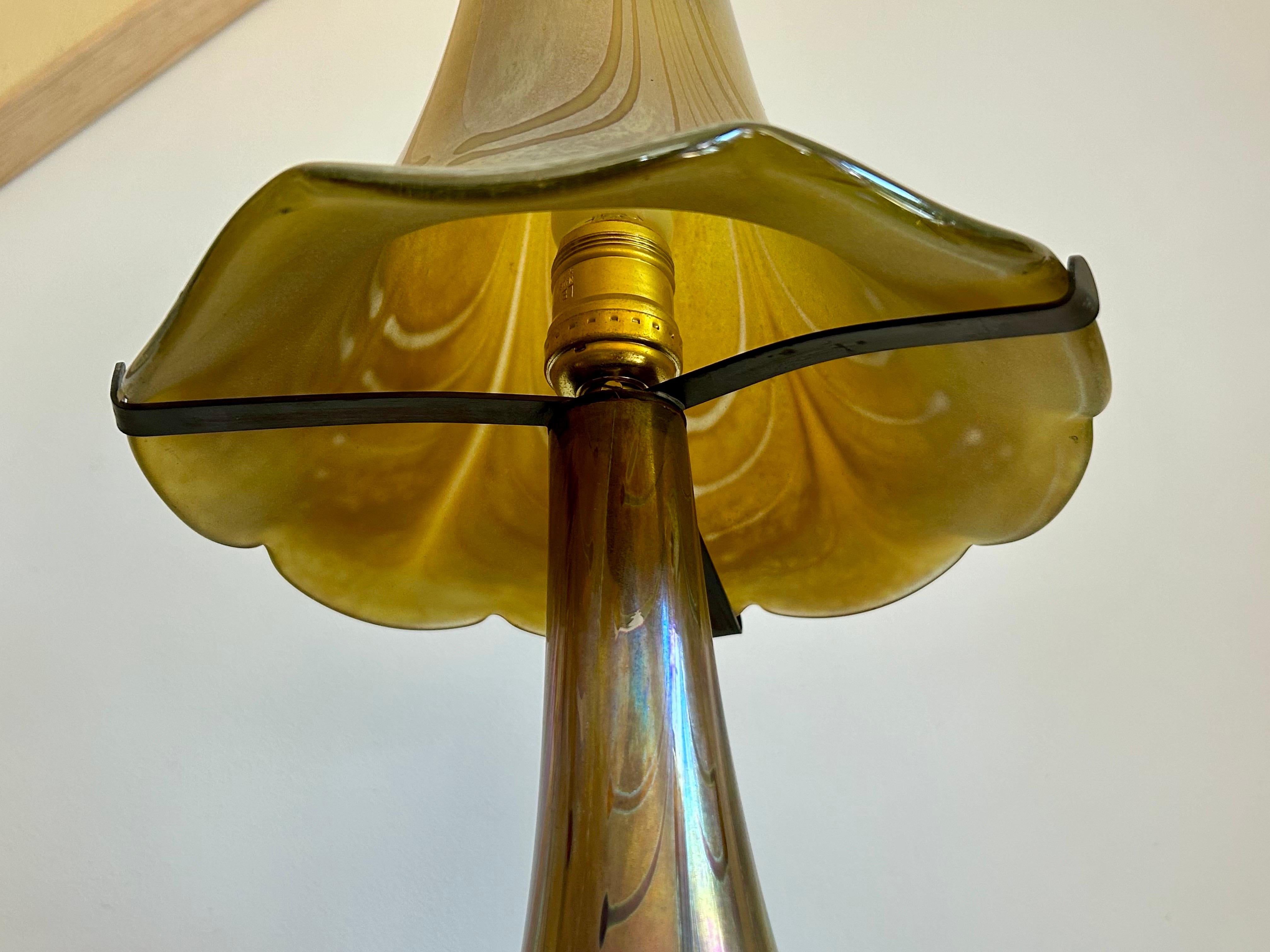 Fatto a mano Lampada in vetro Studio Favrile 1975 Roger Robinson in vendita