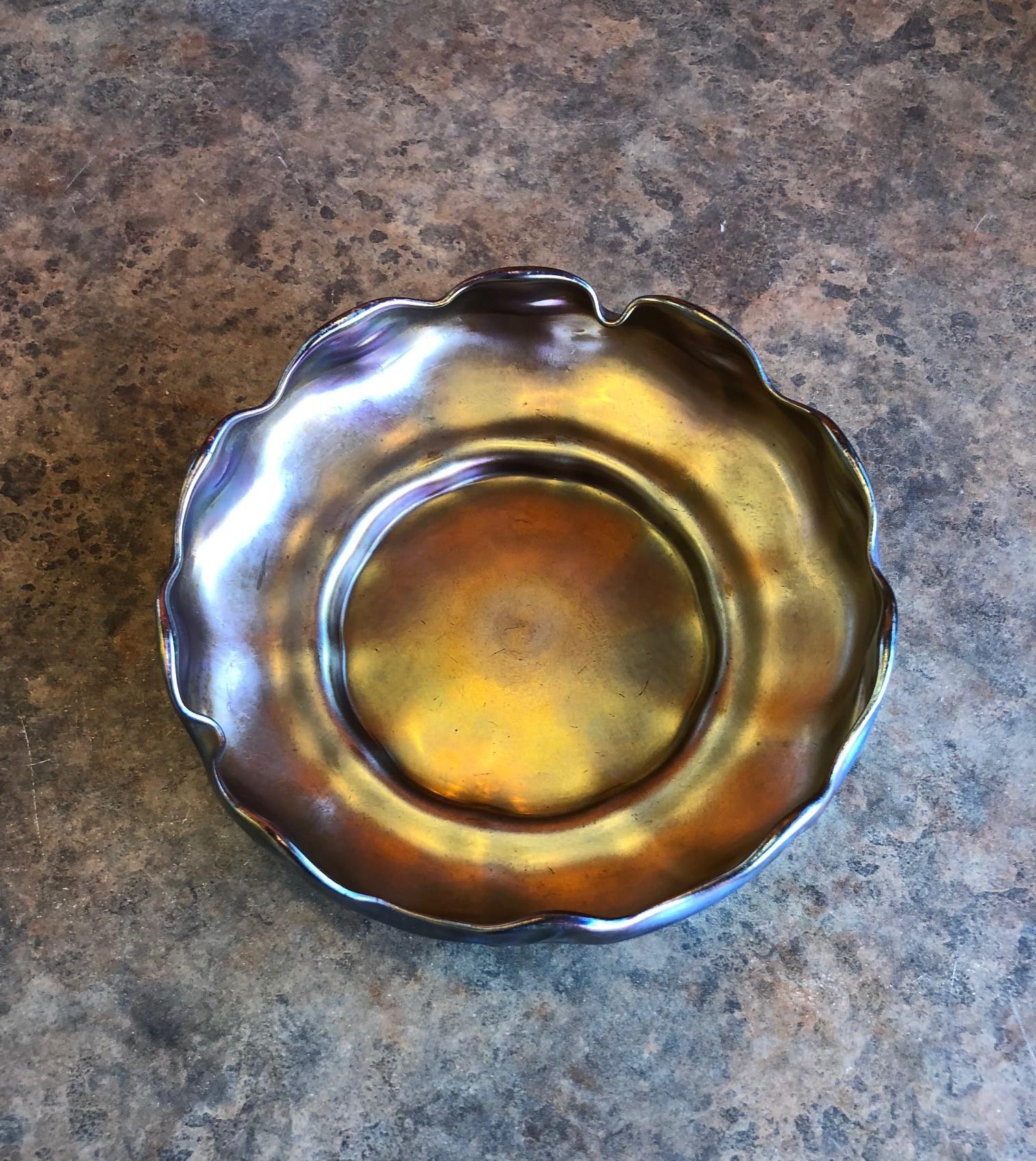 Hand-Crafted Favrille Glass Iridescent Bowl by Tiffany Studios