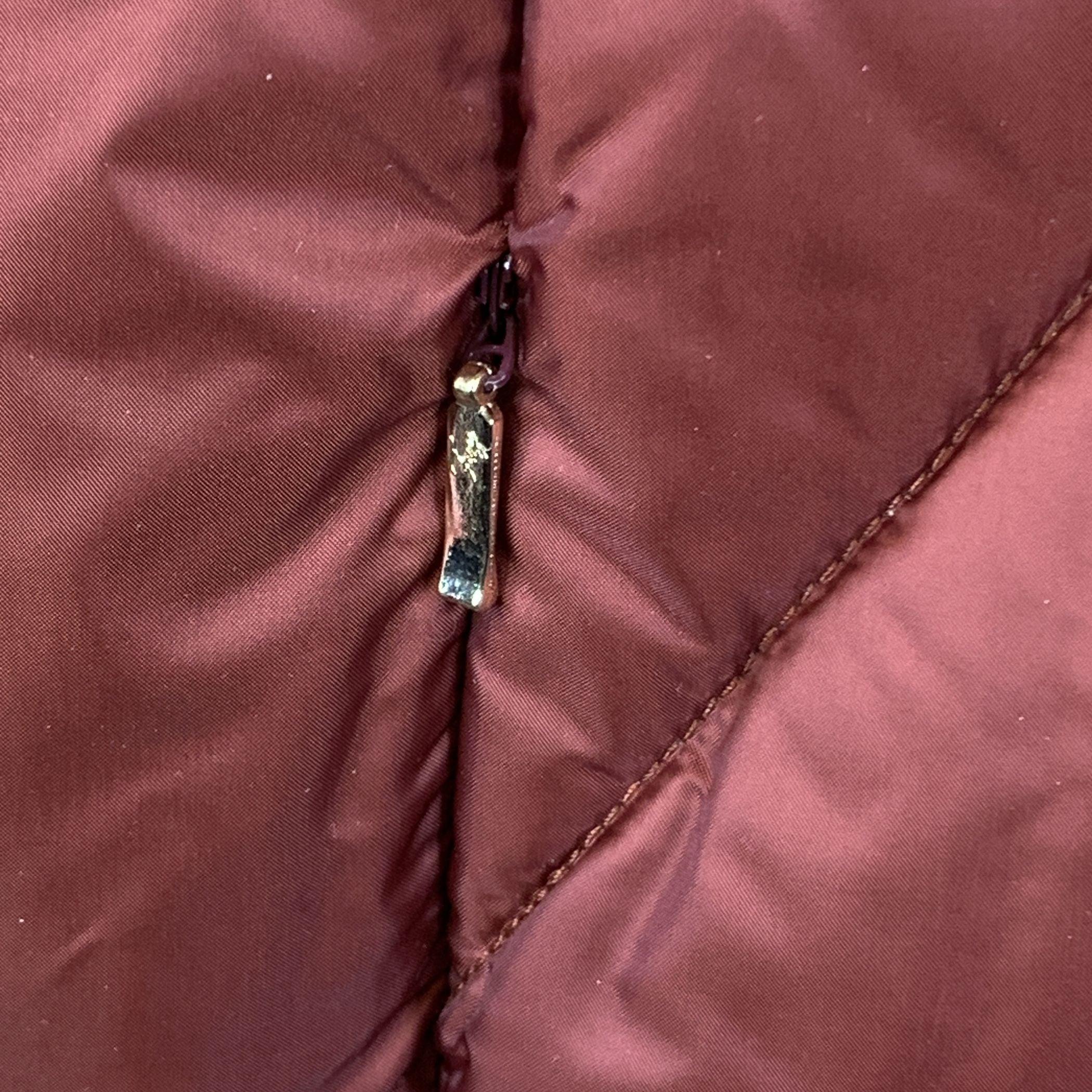 Women's Fay Burgundy Red Nylon Winter Padded Down Coat Size XXXL For Sale