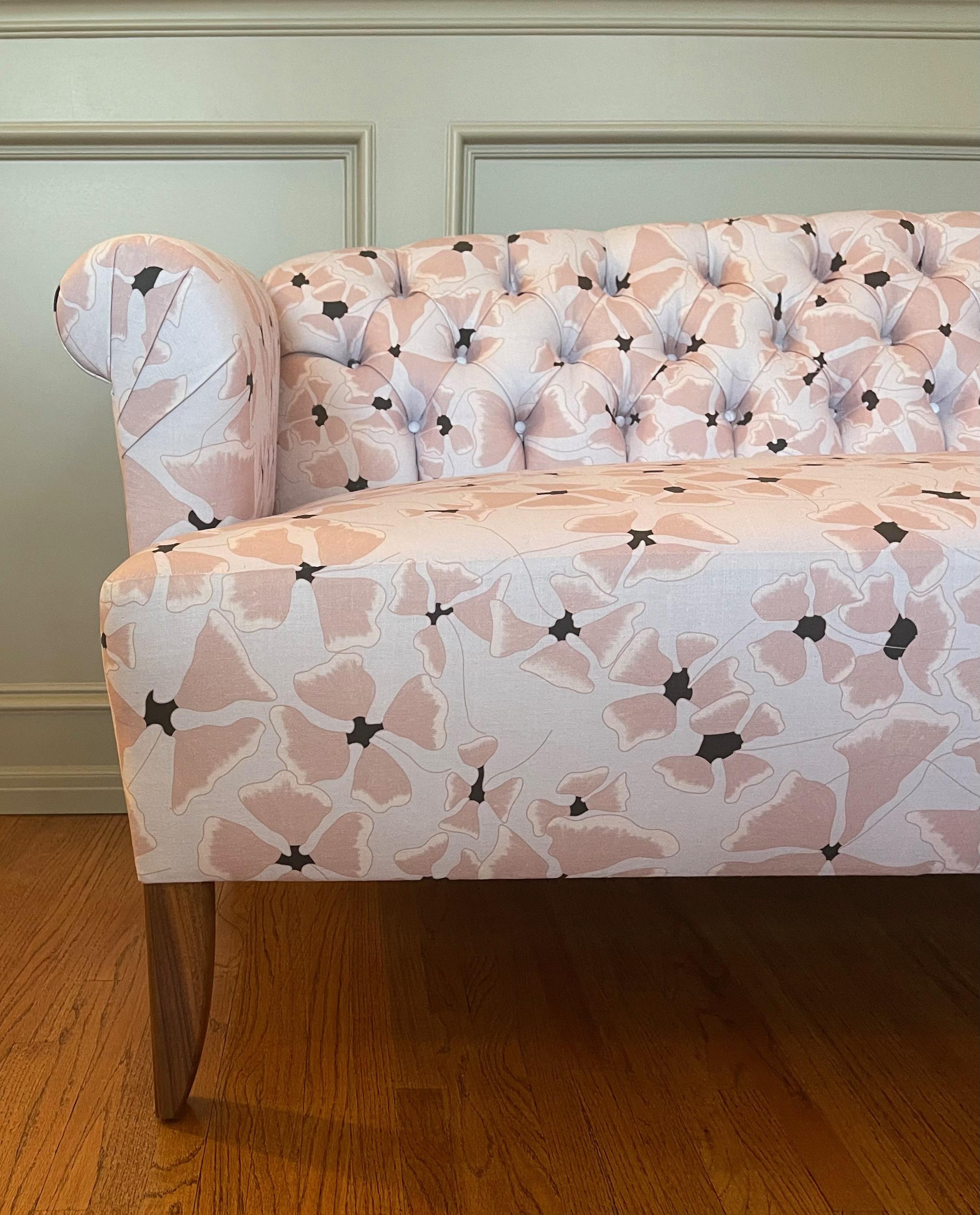 Hand-Carved Faye Button Tufted Settee