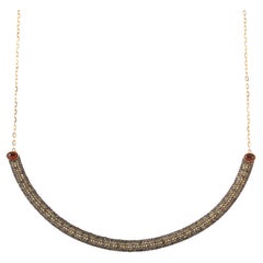 Halskette aus Faye Gold mit Diamanten und Muti-Saphiren