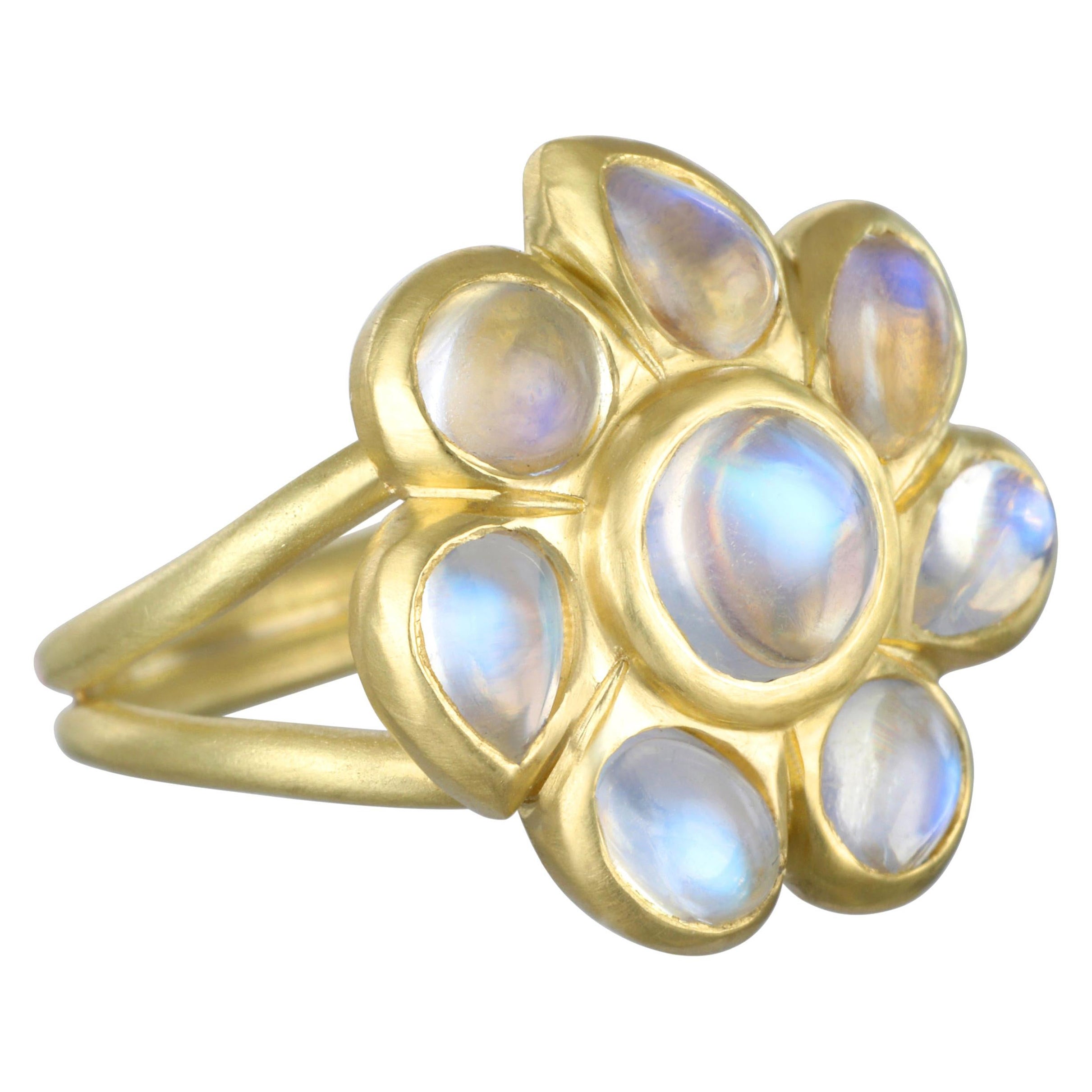 Faye Kim 18 Karat Ceylon Blue Moonstone Daisy Cocktail Ring