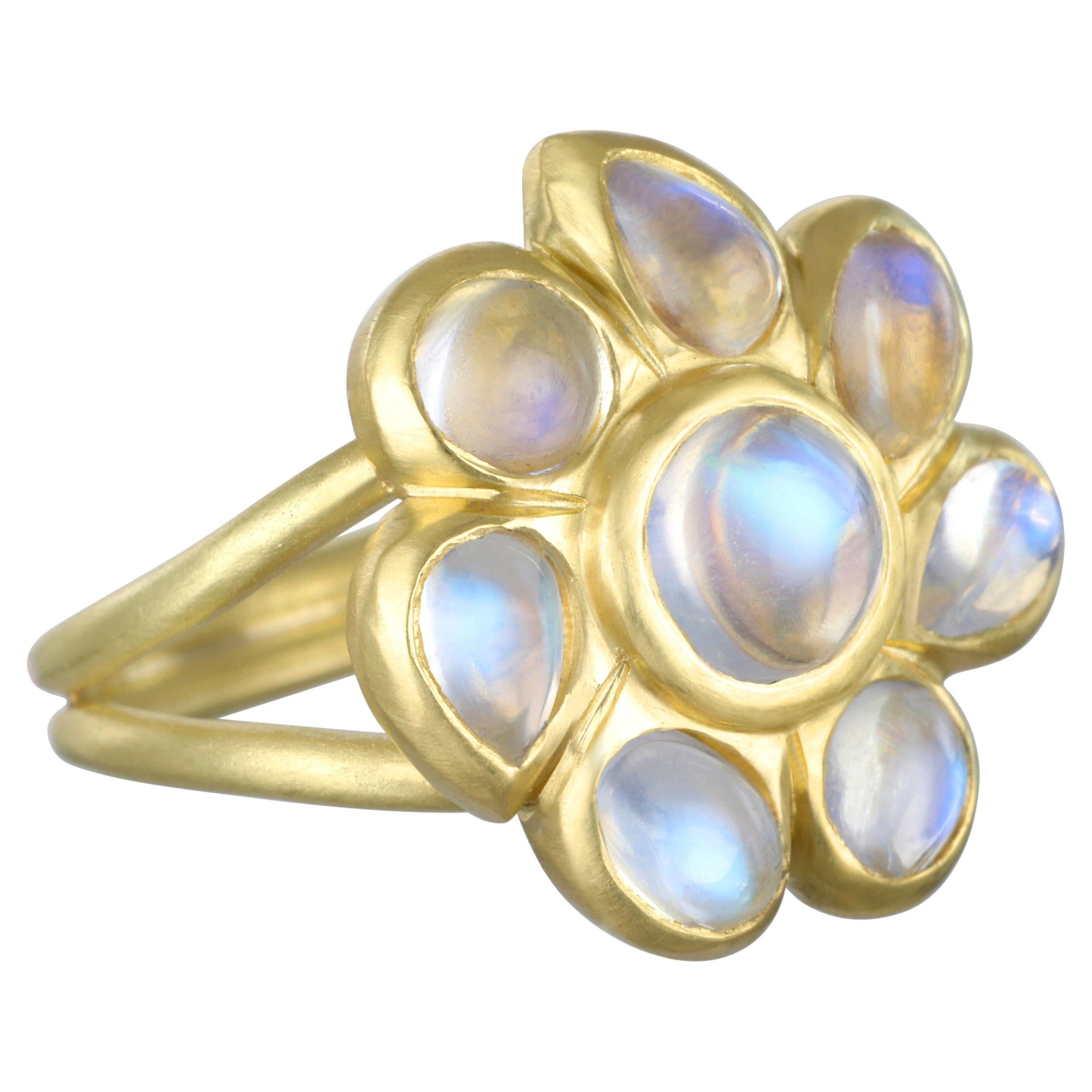 Faye Kim 18 Karat Ceylon Blue Moonstone Daisy Cocktail Ring