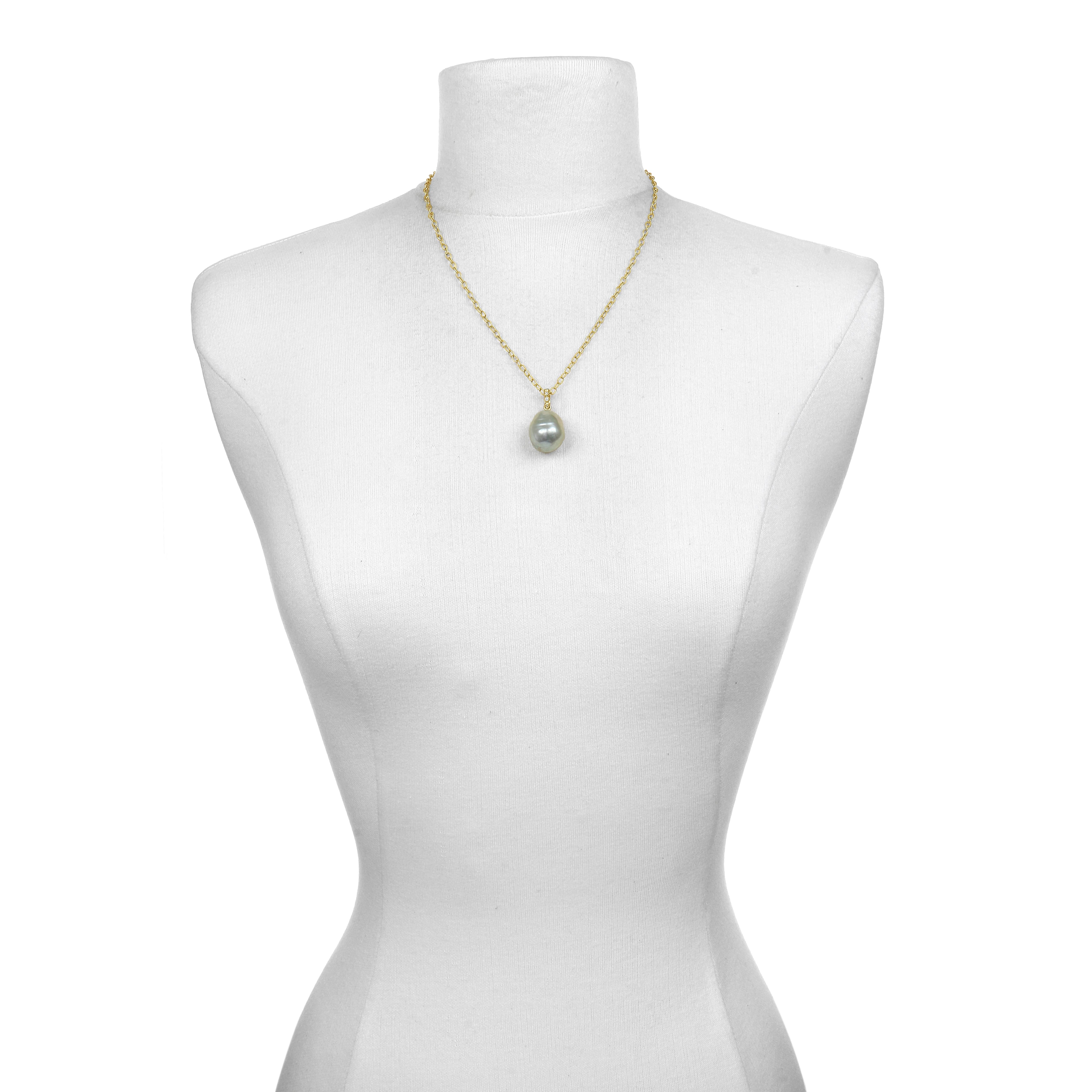 Faye Kim 18 Karat Gold Diamond Pistachio Tahitian Baroque Pearl Pendant on Chain In New Condition For Sale In Westport, CT