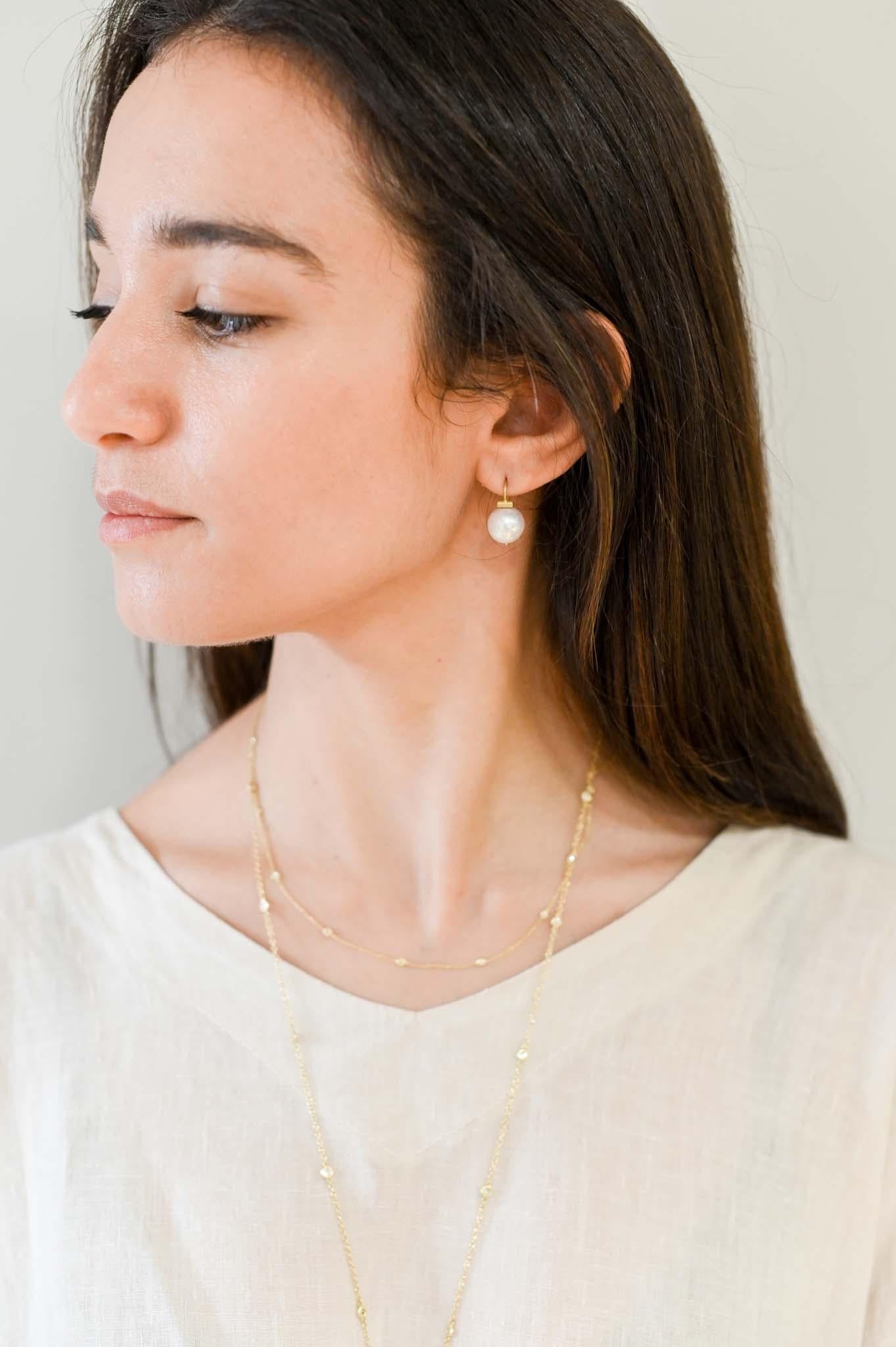 Classica e versatile, la collana Faye's 18 Karat Gold and Diamond 30
