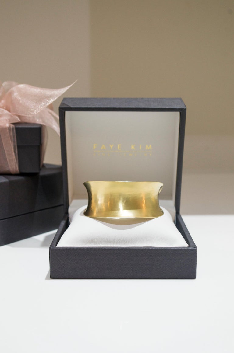 Men's Faye Kim 18 Karat Gold Anticlastic Cuff Bracelet  For Sale