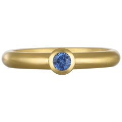 Faye Kim 18 Karat Gold Blue Sapphire Gemstone Stack Ring