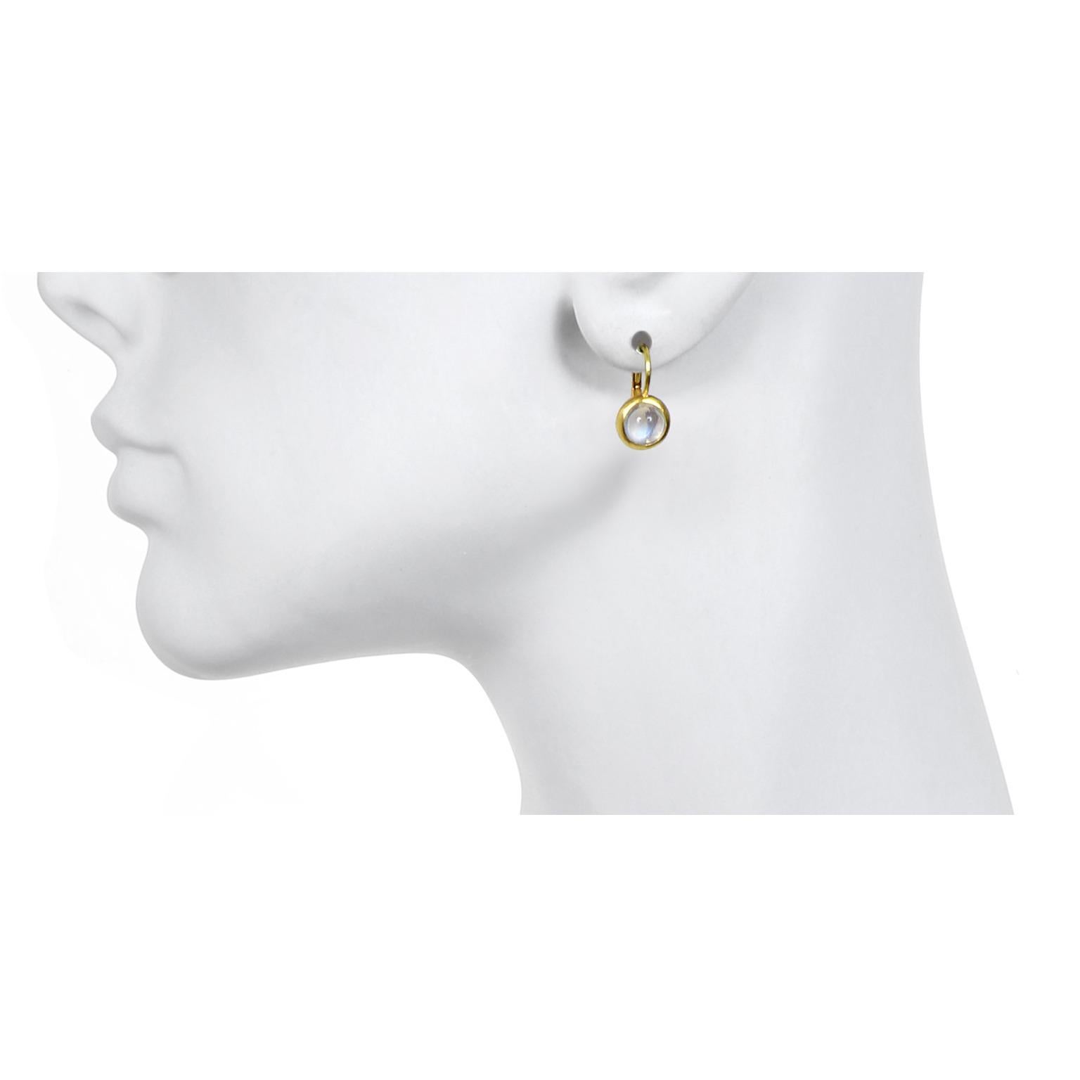 Round Cut Faye Kim 18 Karat Gold Ceylon Moonstone Leverback Earrings