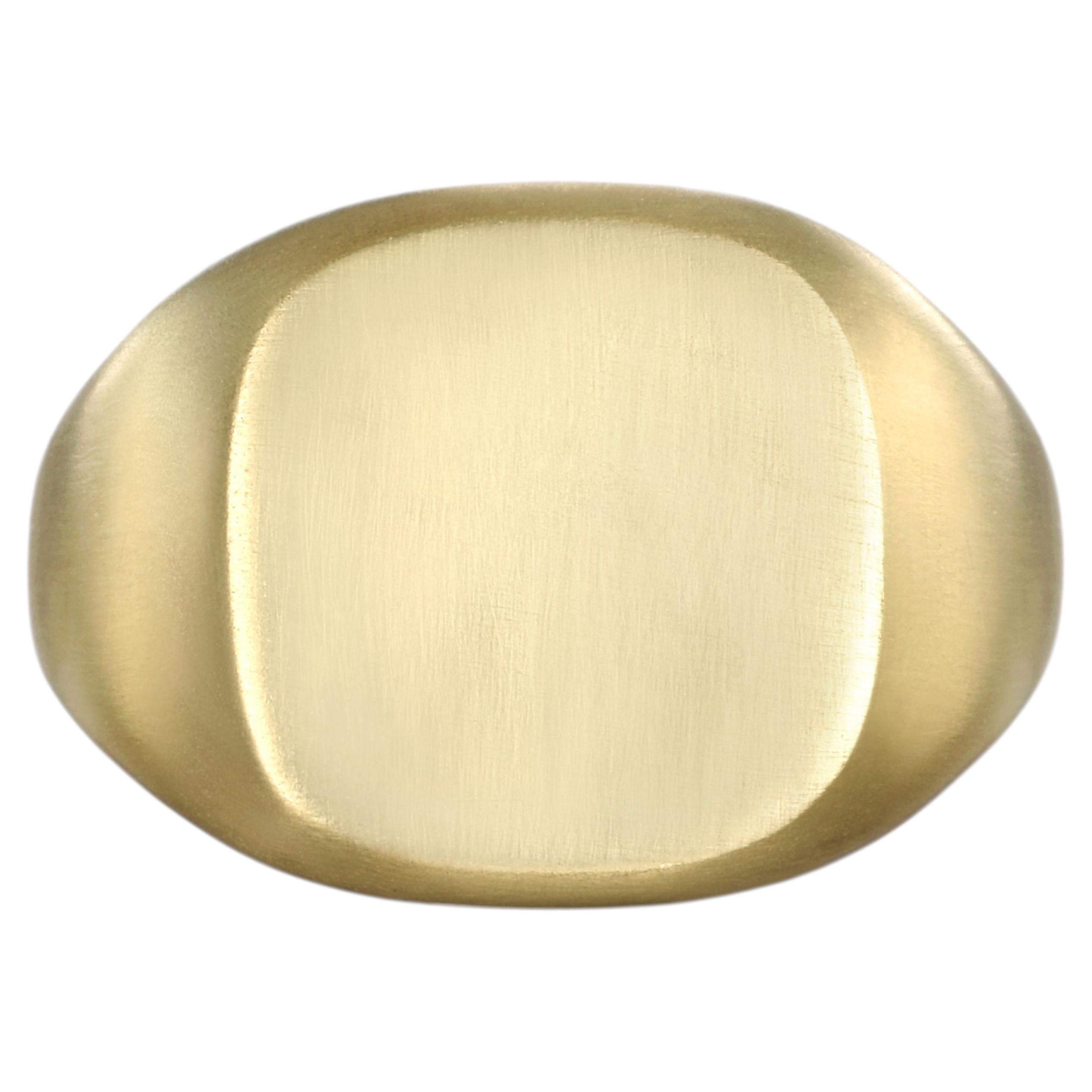 Faye Kim 18-Karat-Gold-Siegelring im Kissenform-Design, quadratische Fassung, Größe 5,75, USA