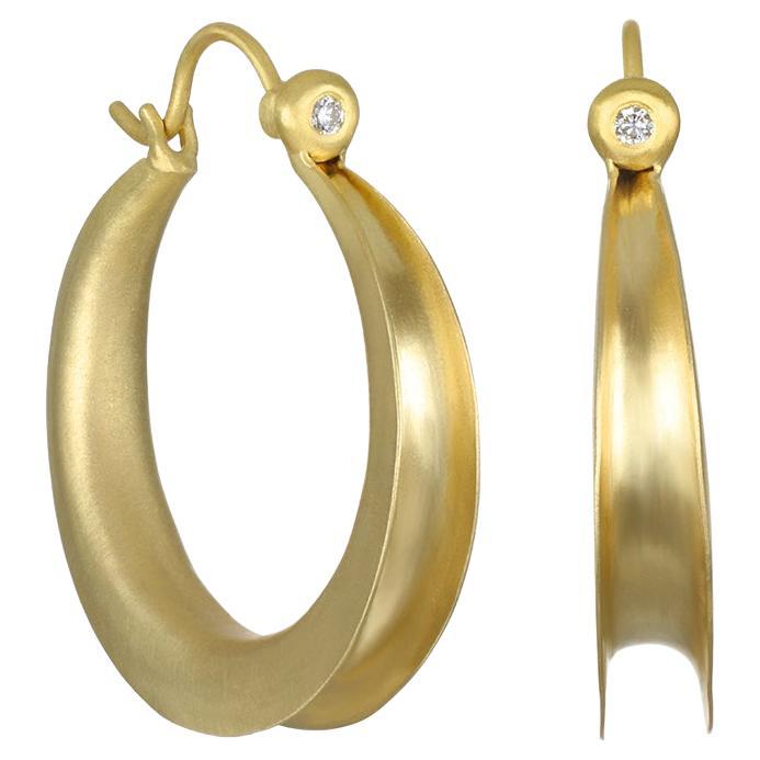 Faye Kim 18 Karat Gold Diamond Anticlastic Hoop Earrings - Small For Sale