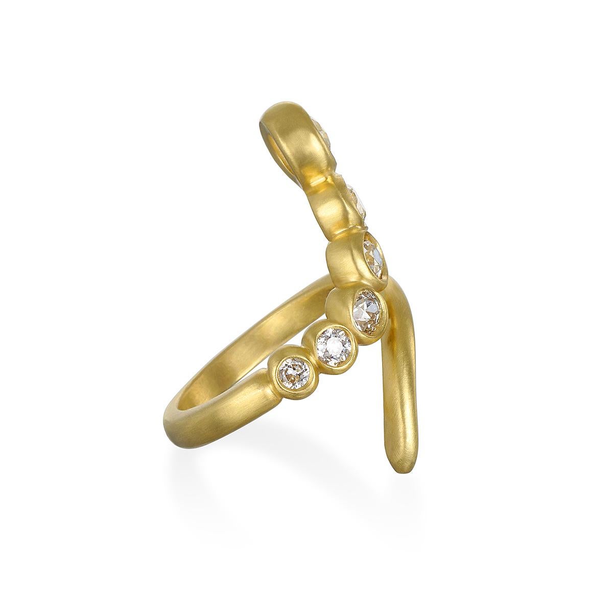 Contemporary Faye Kim 18 Karat Gold Diamond Comet Ring For Sale
