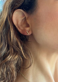 Faye Kim 18 Karat Gold Diamond Granulation Bar Stud Earrings