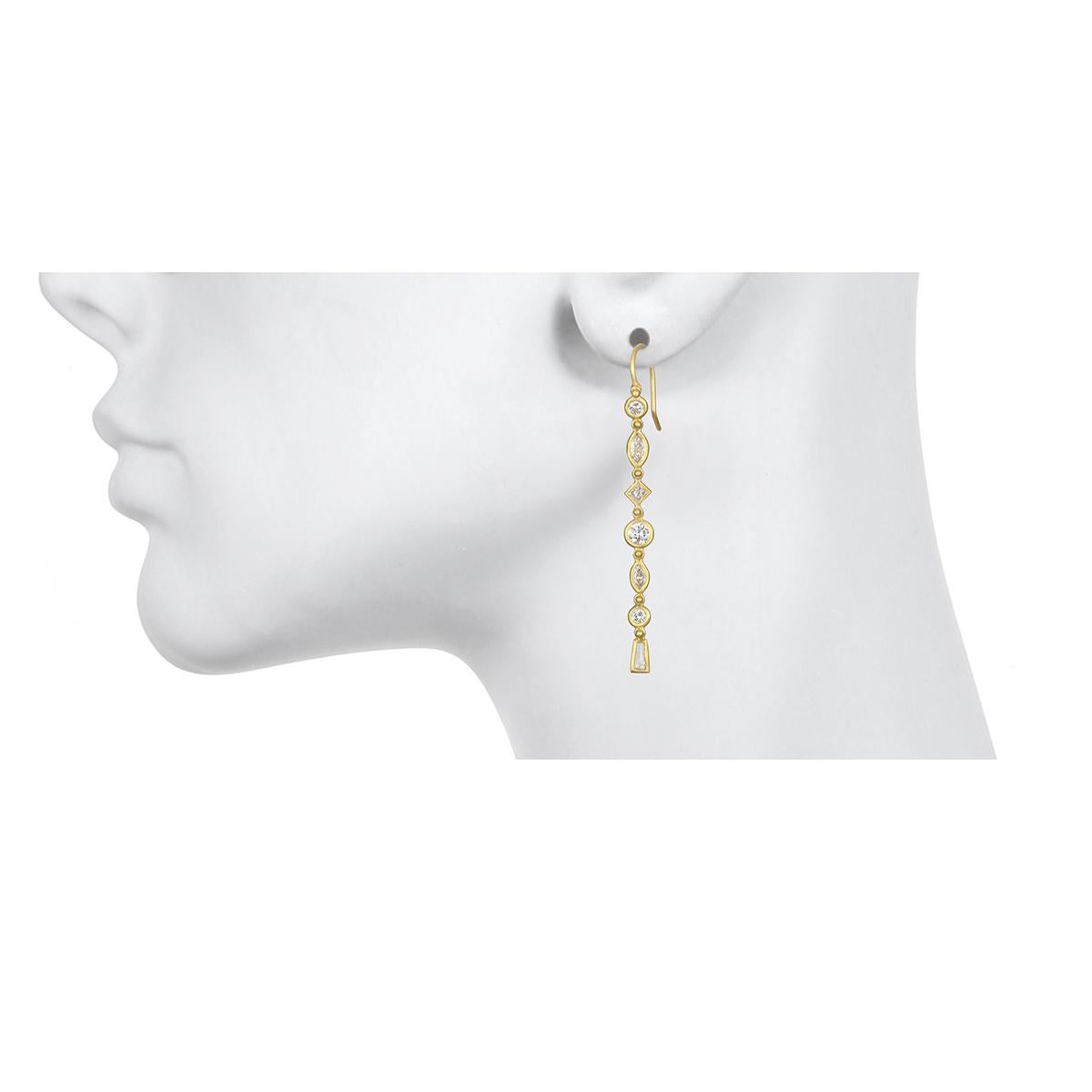 Women's Faye Kim 18 Karat Gold Diamond Line Earrings For Sale