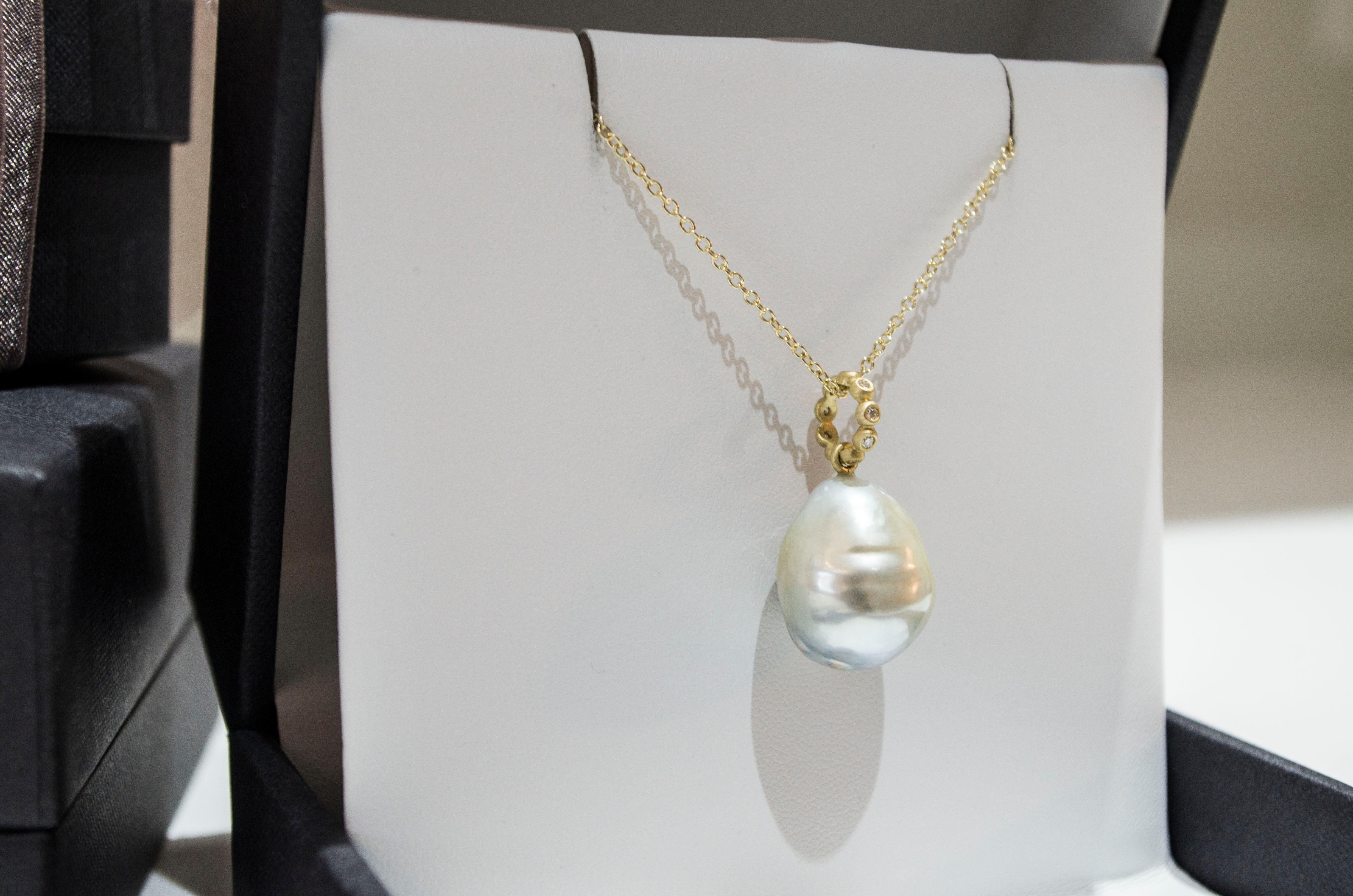Faye Kim 18 Karat Gold Diamond Pistachio Tahitian Baroque Pearl Pendant on Chain For Sale 1