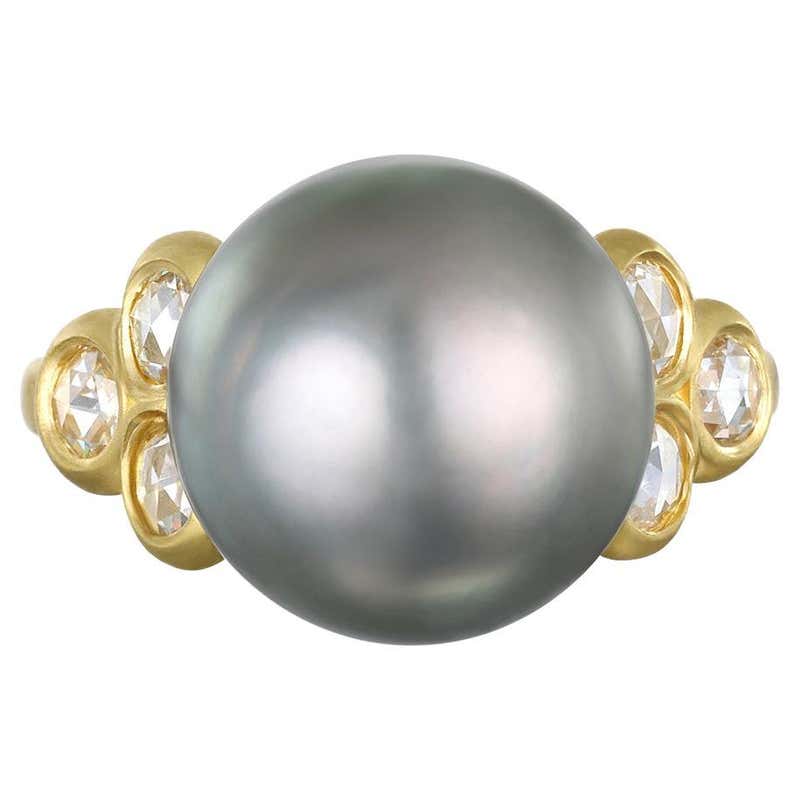 18 Karat Gold and Diamonds Shell Ring with Tahitian Pearl For Sale at ...