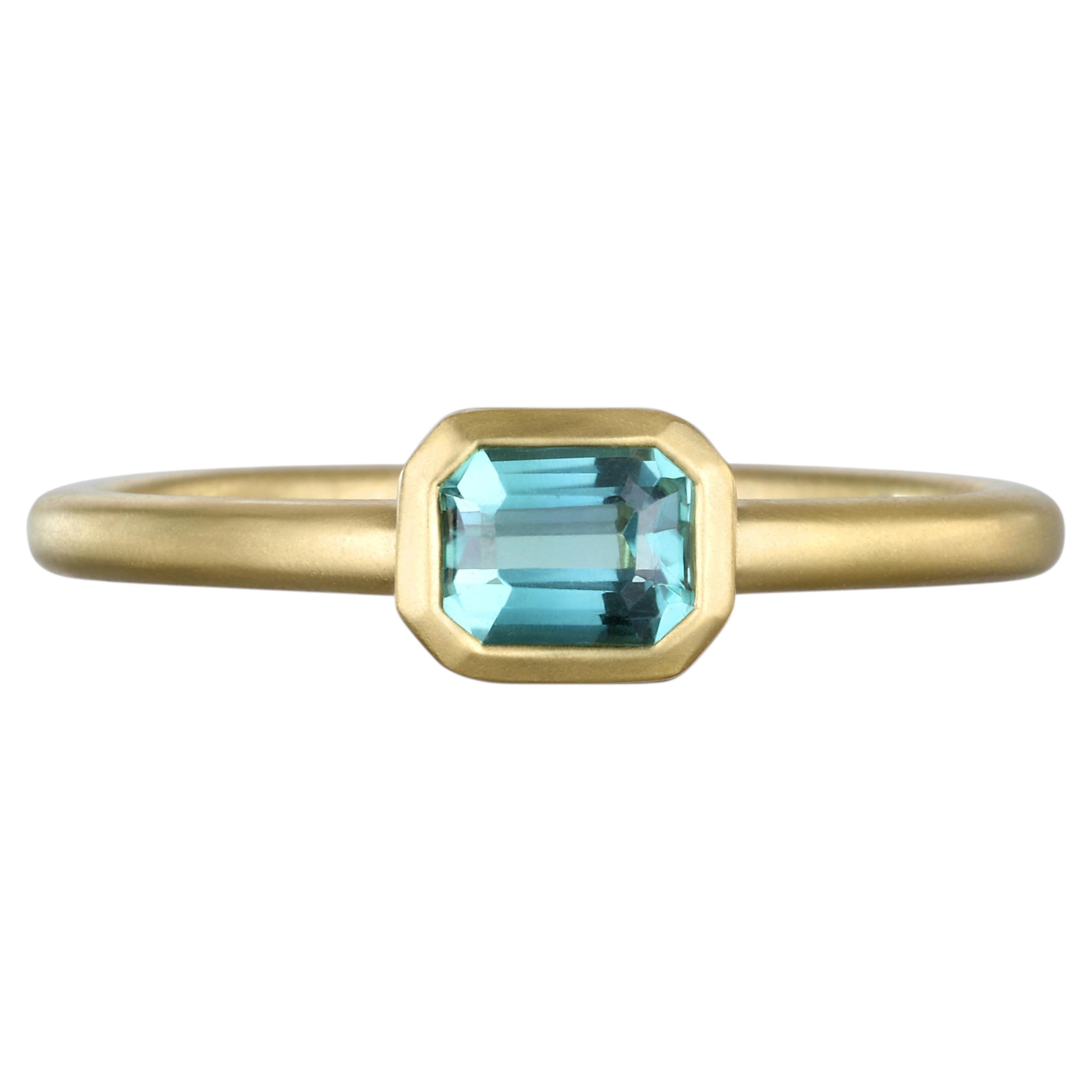 Faye Kim 18 Karat Gold Emerald Cut Blue-Green Tourmaline Single Stone Bezel Ring