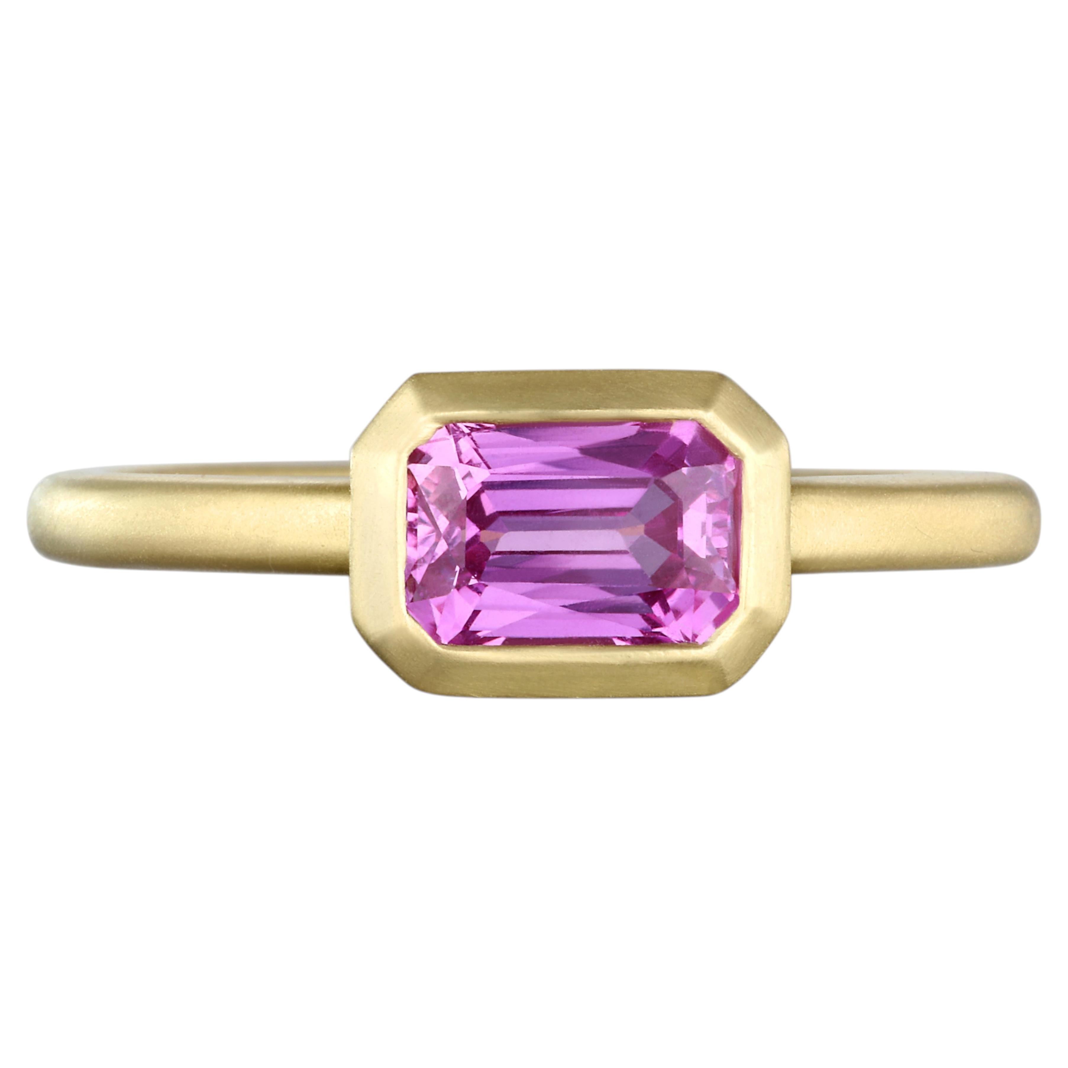 Faye Kim 18 Karat Gold Emerald Cut Pink Sapphire Single Stone Bezel Ring, Size 7 For Sale