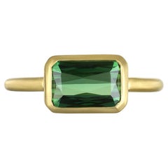 Faye Kim – Ring aus 18-Karat-Gold mit grünem Turmalin im French-Cut