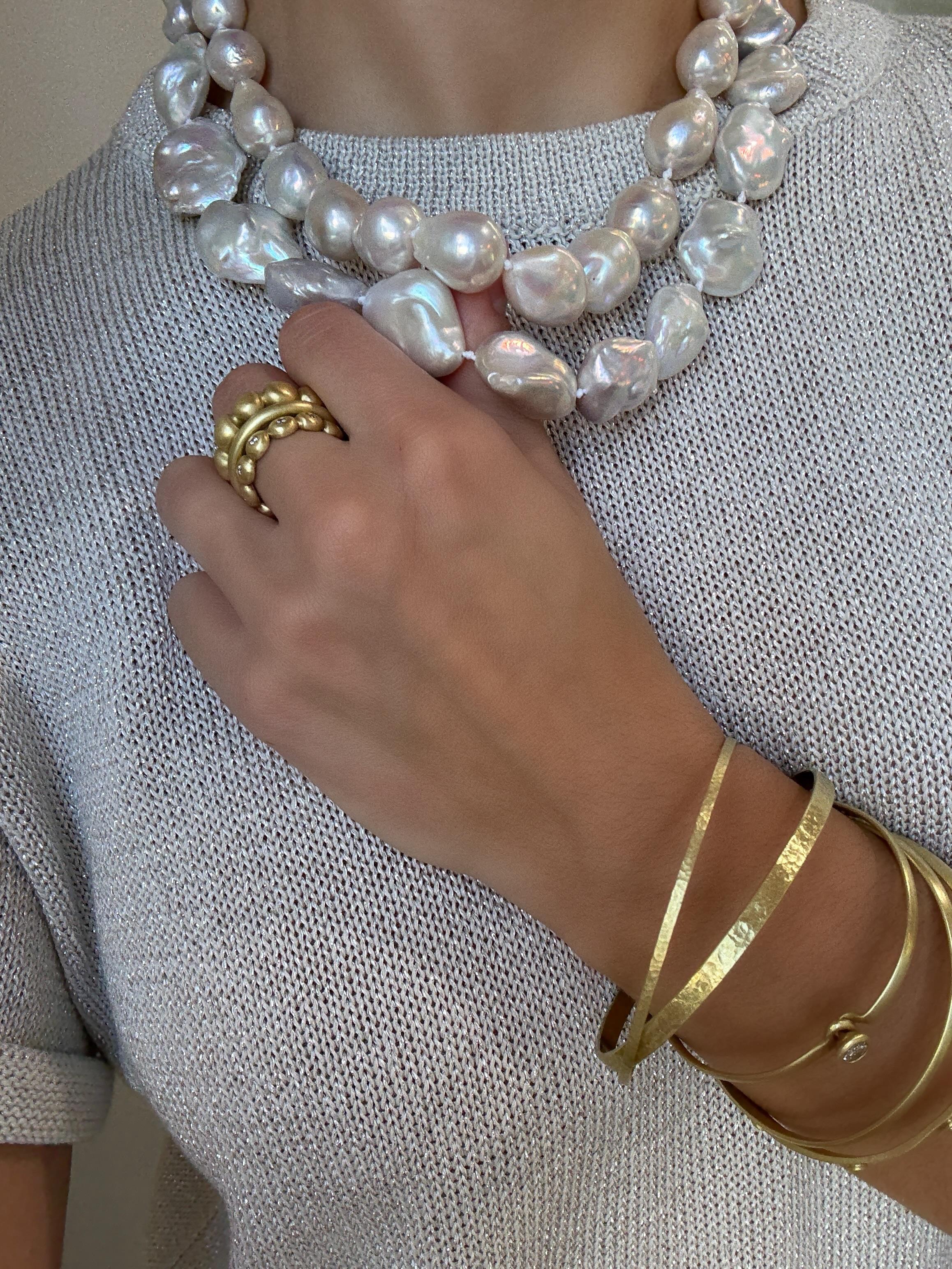 Moderne A Kim Collier de perles d'eau douce flammes en or 18 carats en vente