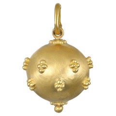 Faye Kim 18 Karat Gold Granulation Bead Ball Charm