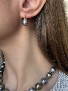 Faye Kim 18 Karat Gold Gray Freshwater Pearl Drop Earrings