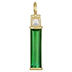 Faye Kim 18 Karat Gold Green Tourmaline Hinged Pendant with Diamond