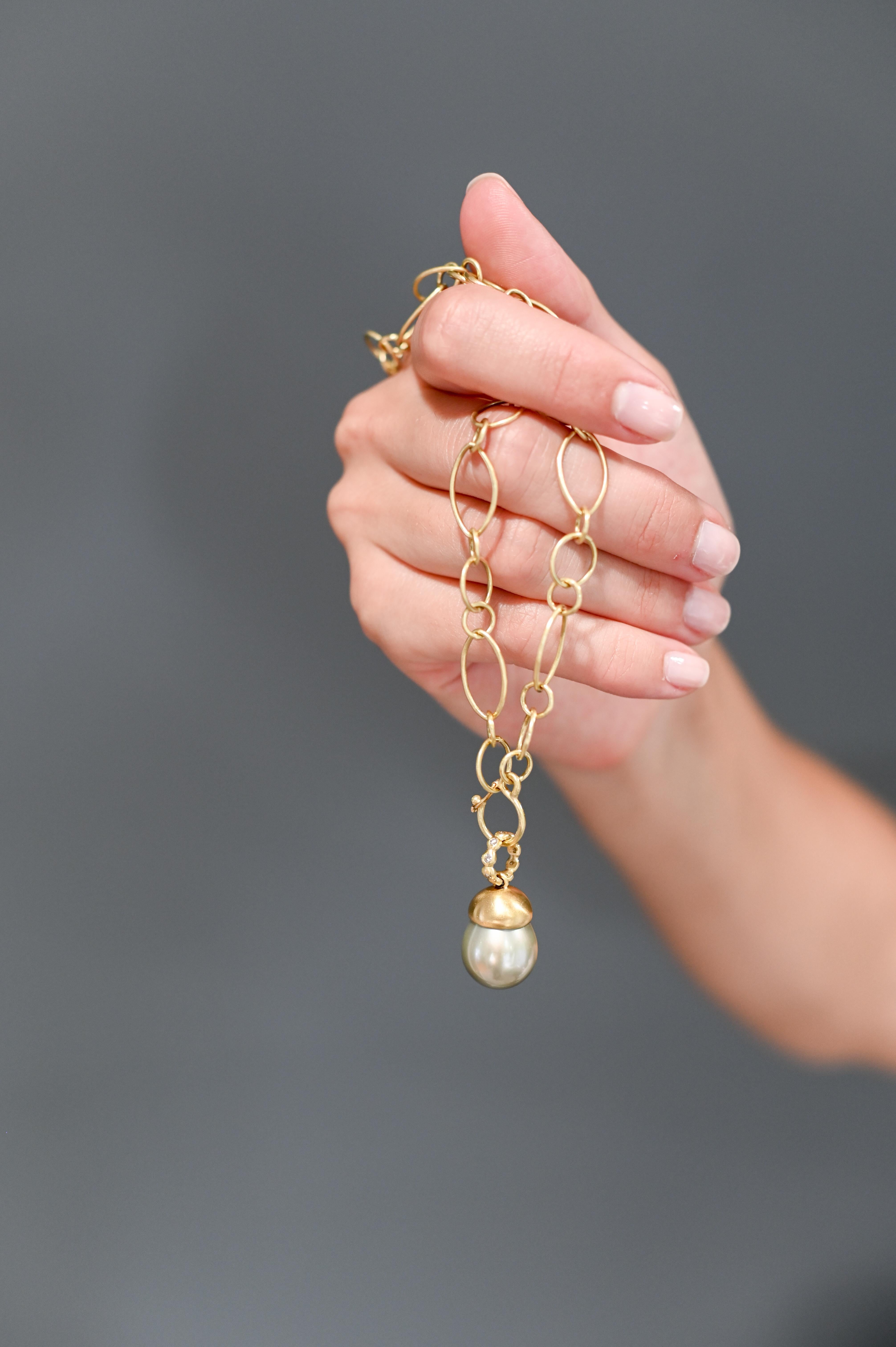 Contemporaneo Faye Kim, collana a catena in oro 18 carati fatta a mano A Link con marchesa in vendita