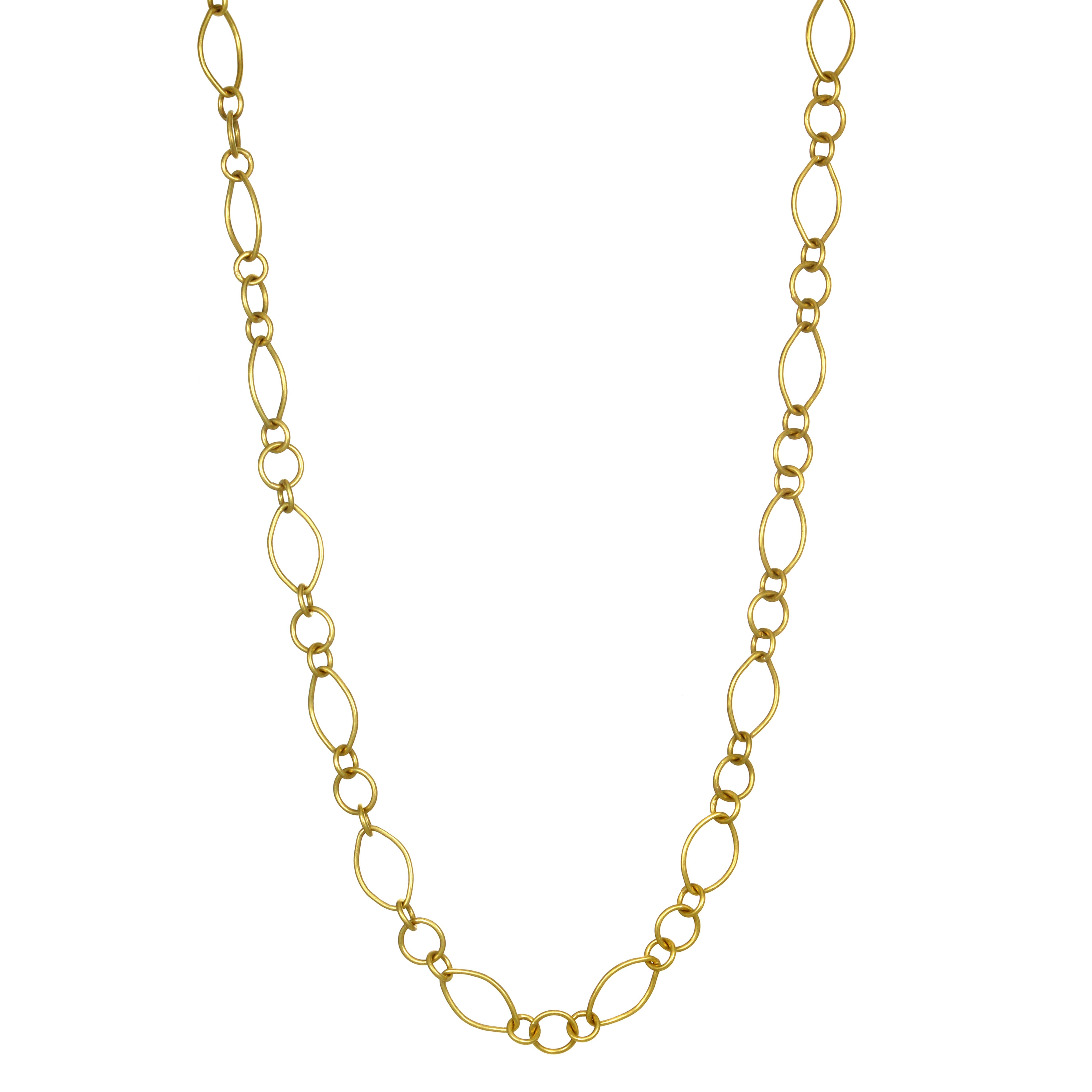Faye Kim 18 Karat Handmade Mini Marquise Link Chain. 

Longueur 16