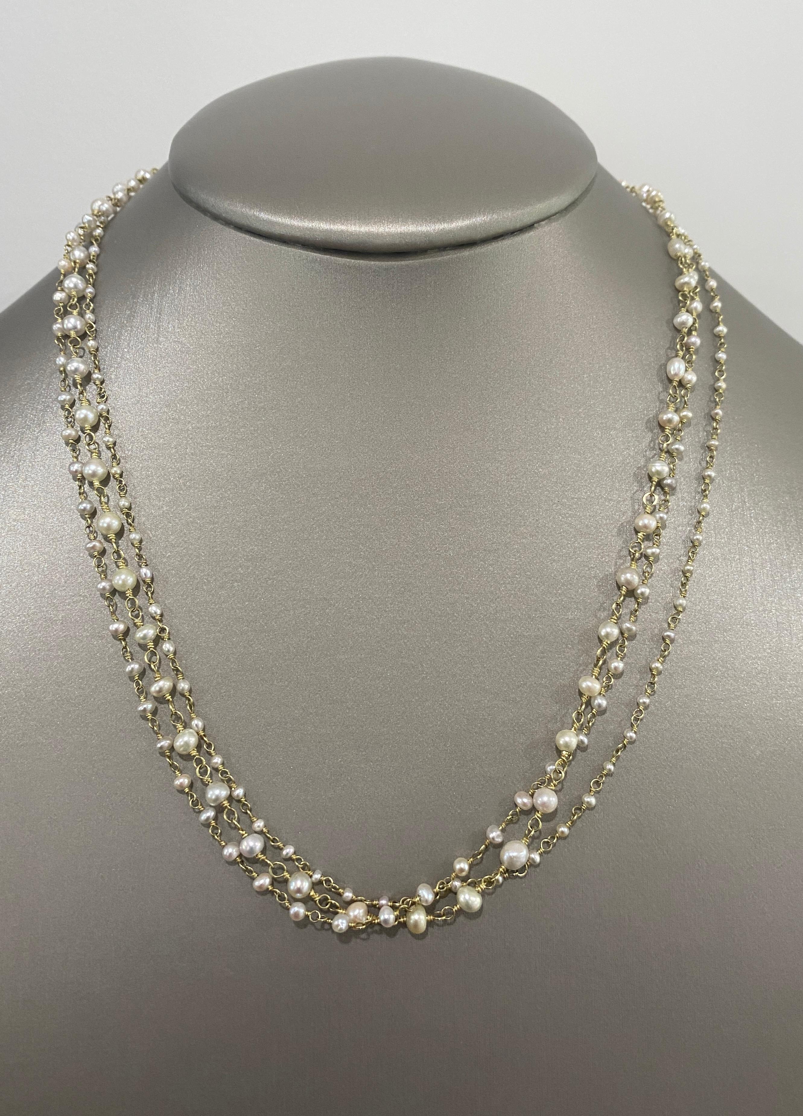 Faye Kim Collier à chaîne en or 18 carats et perles naturelles enveloppées à la main en vente 4