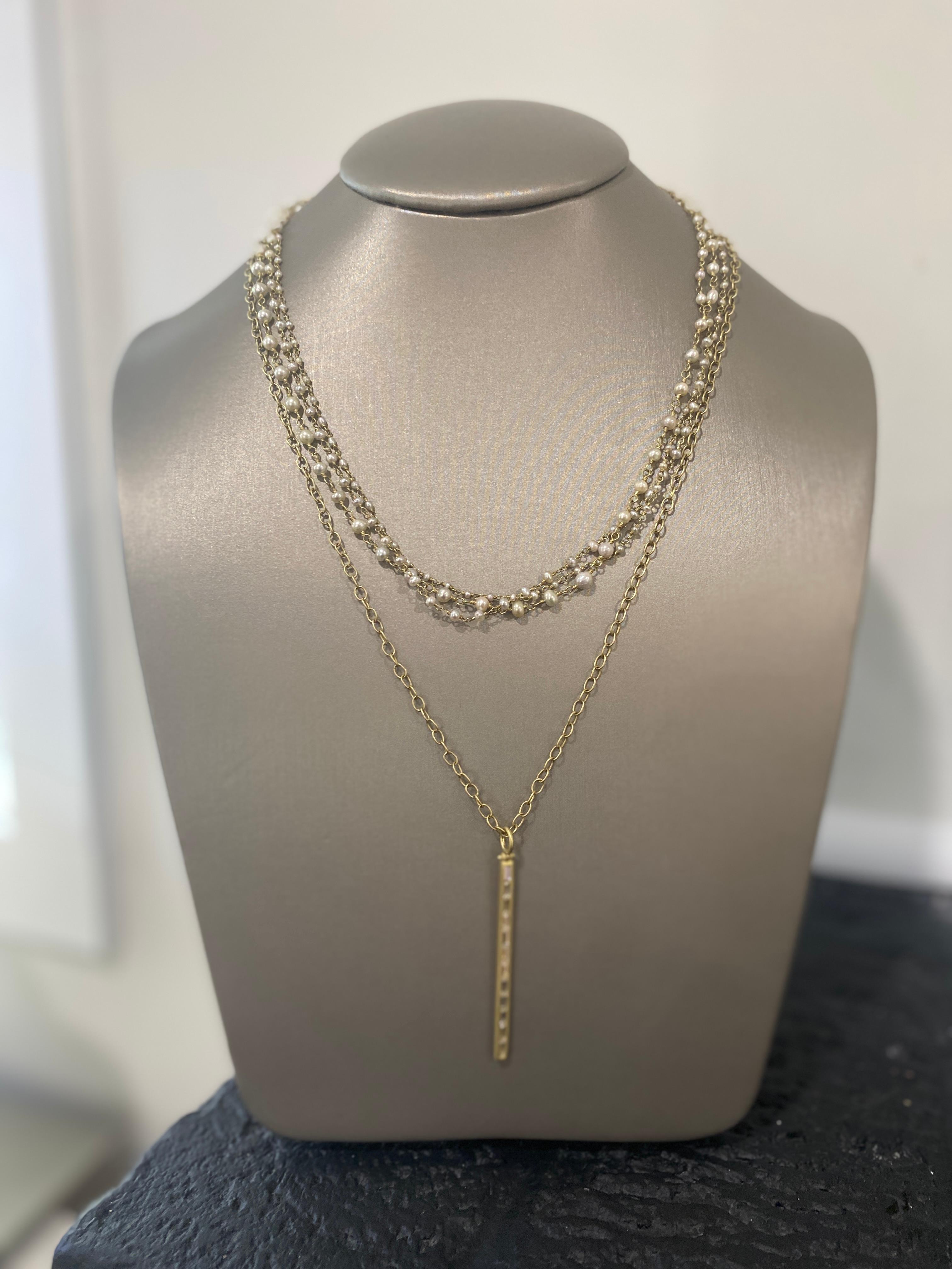 Faye Kim Collier à chaîne en or 18 carats et perles naturelles enveloppées à la main en vente 5