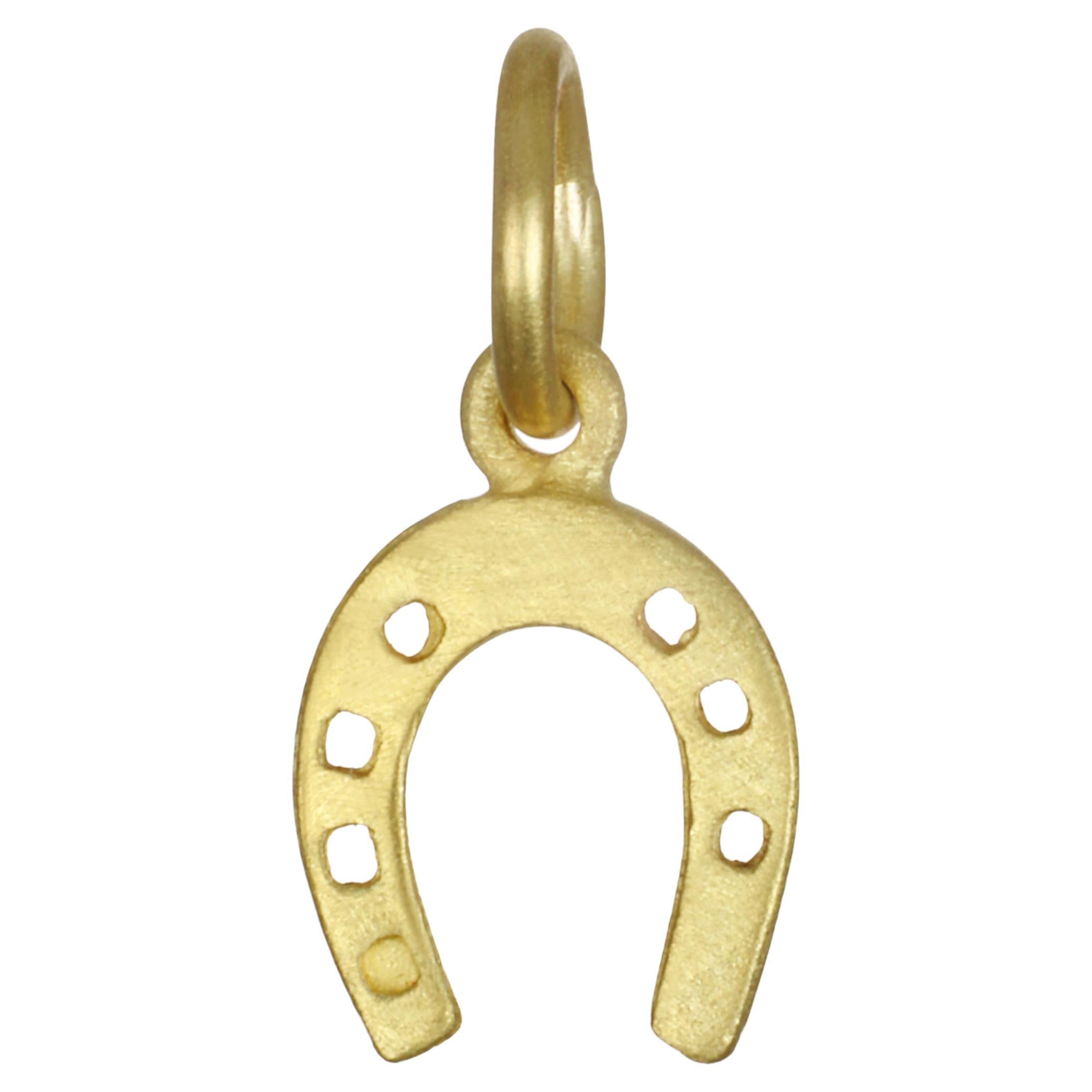 Faye Kim 18 Karat Gold Horseshoe Charm