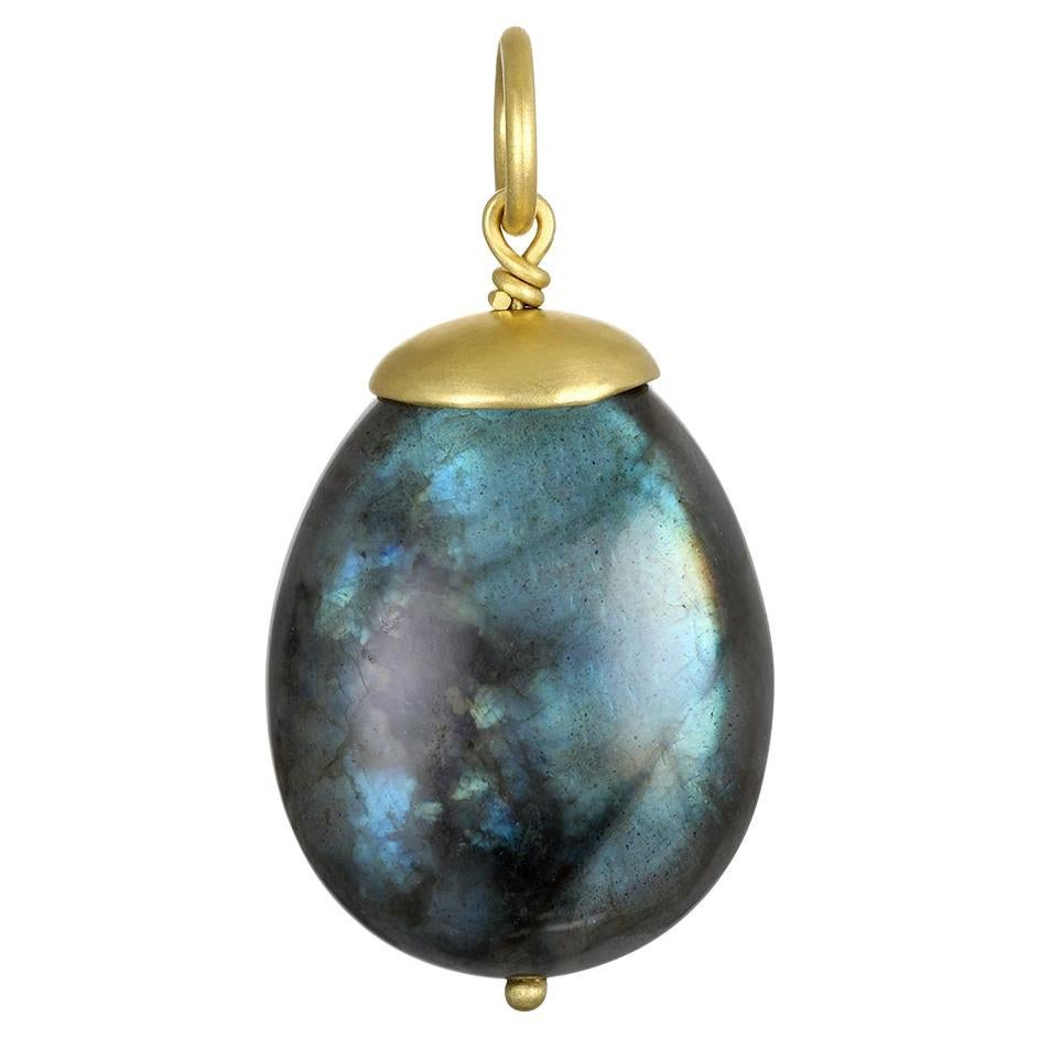 Faye Kim 18 Karat Gold Labradorite Nugget Pendant im Angebot