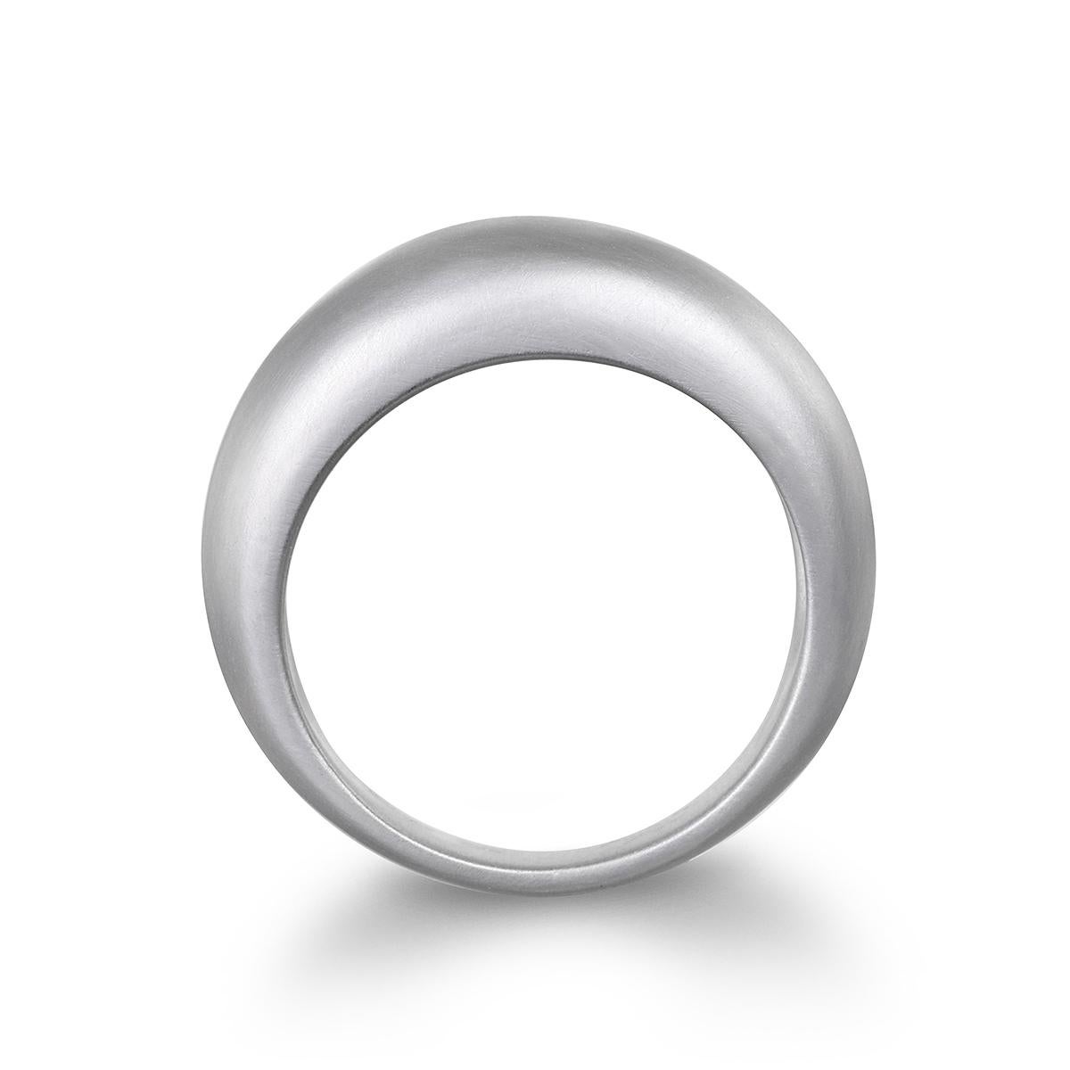 Faye Kim 18 Karat Gold Low Dome Ring For Sale 2