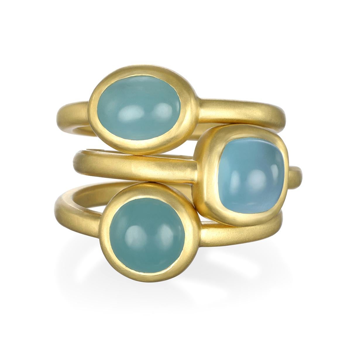 Contemporary Faye Kim 18 Karat Gold Milky Aquamarine Cushion Bezel Ring For Sale