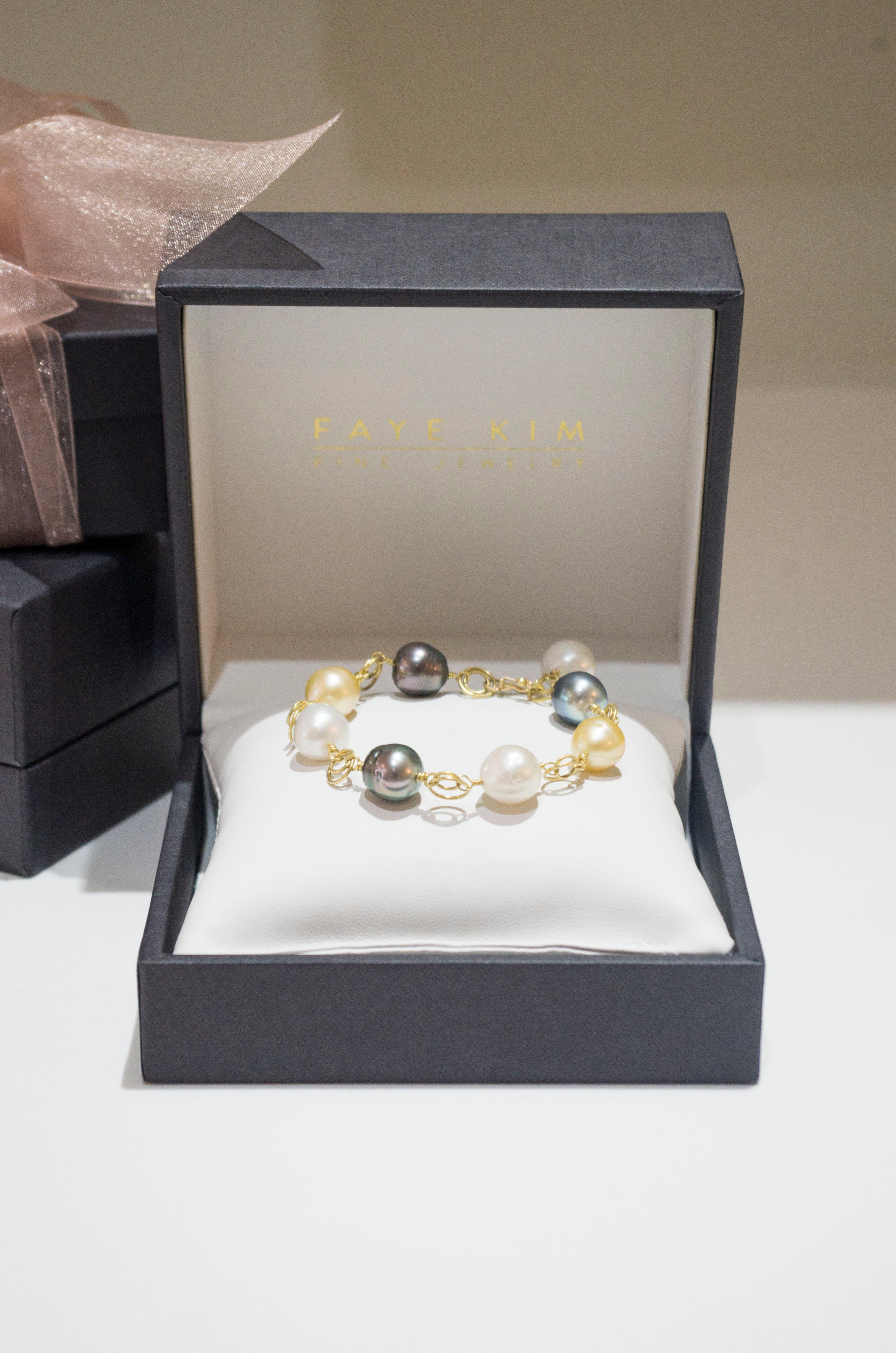 Faye Kim 18 Karat Gold Multi-Color South Sea Baroque Pearl Gold Link Bracelet 1