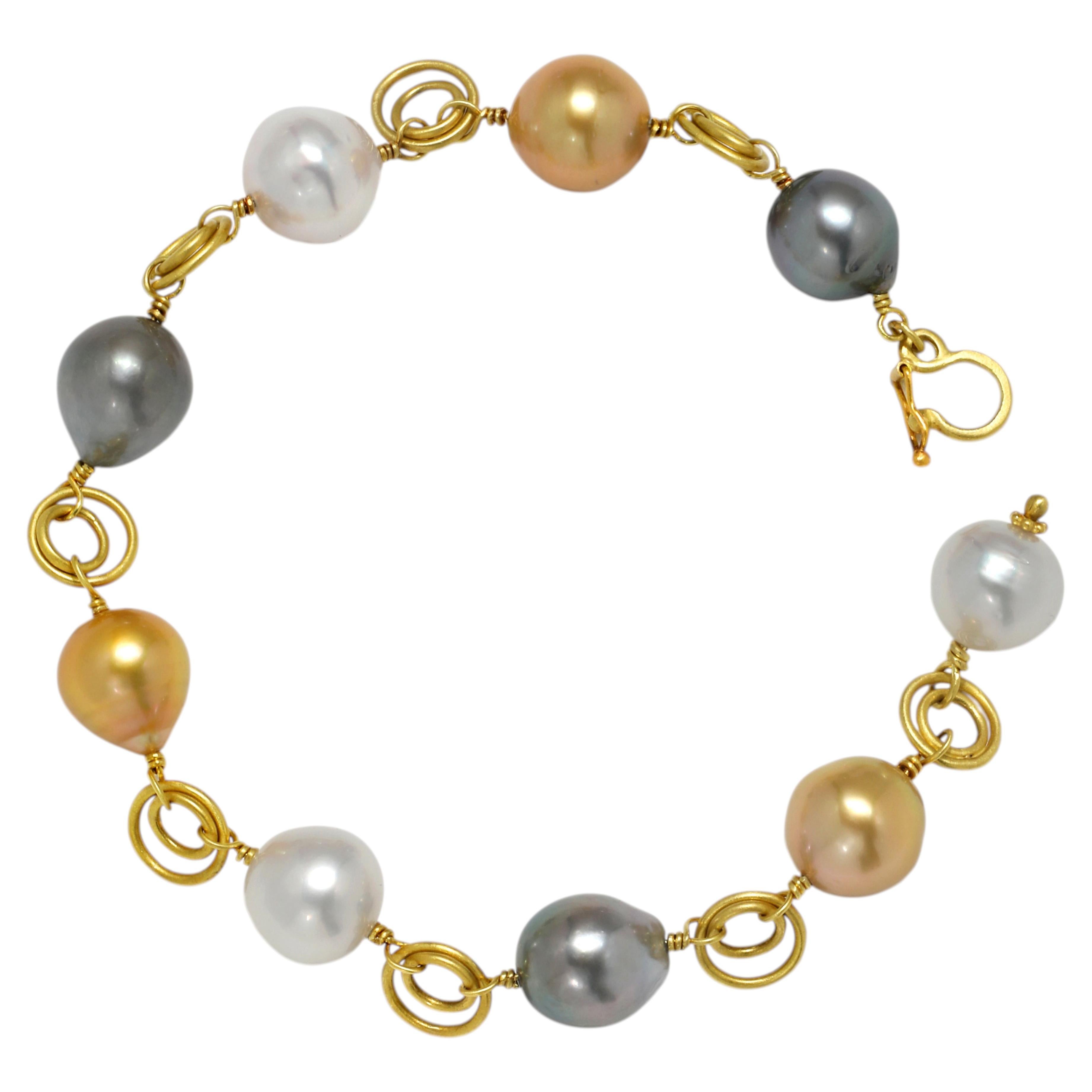 Faye Kim 18 Karat Gold Multi-Color South Sea Baroque Pearl Gold Link Bracelet