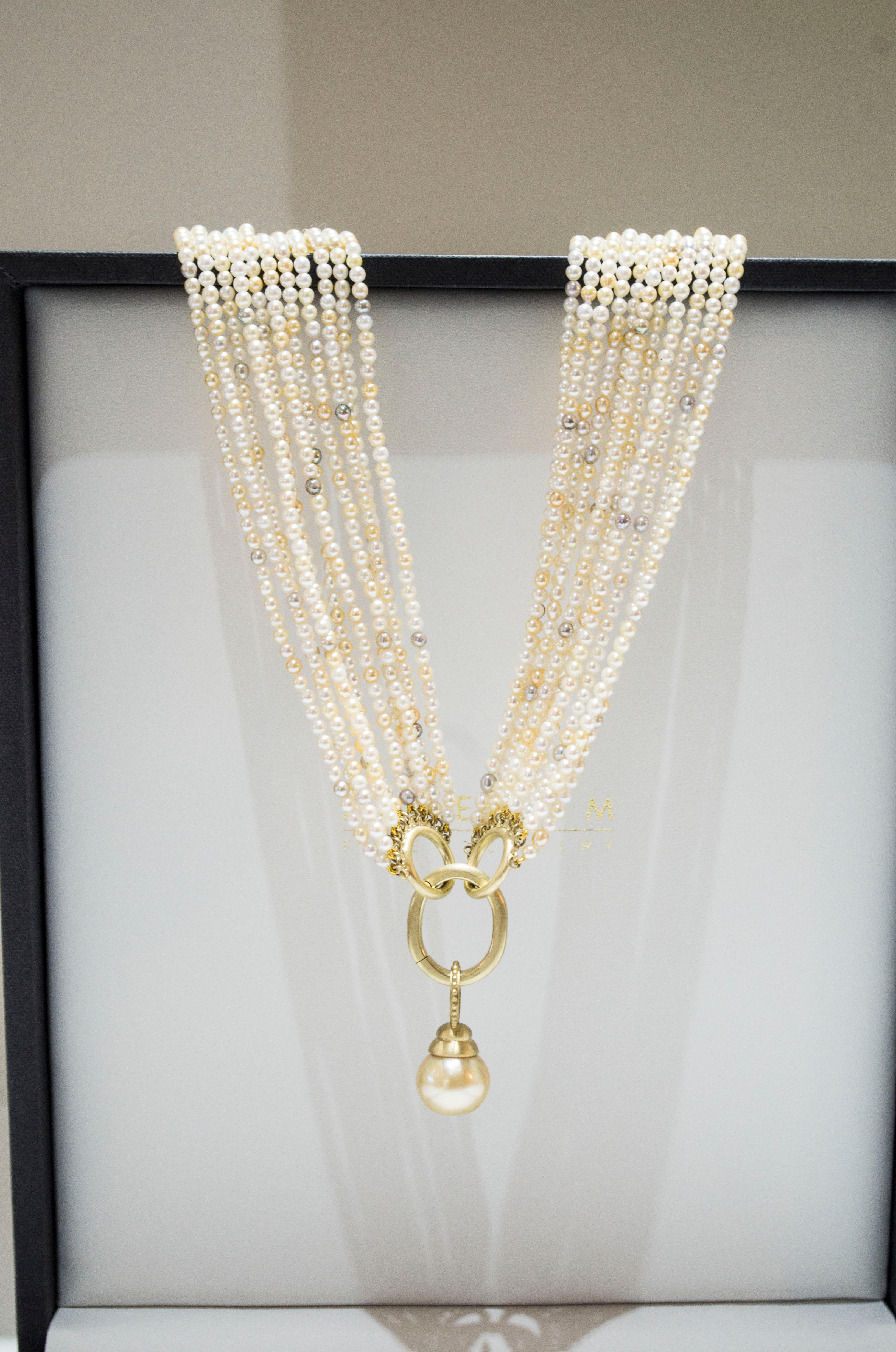 Mehrreihige Akoya-Keshi-Perlenkette von Kim, 18 Karat Gold, 18 Karat im Angebot 6