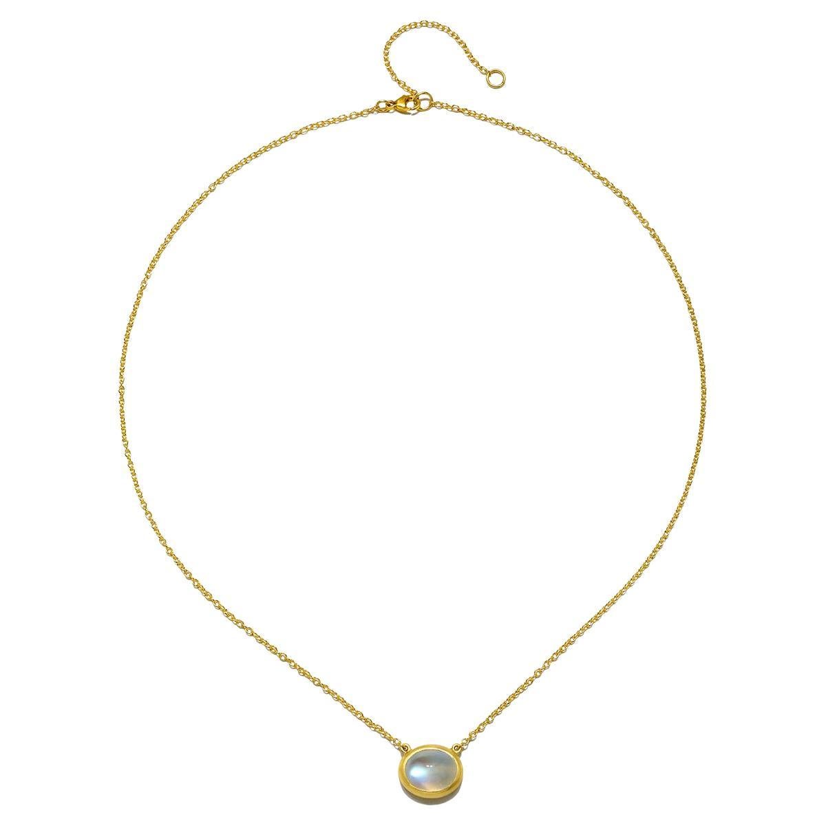 Faye Kim 18 Karat Gold Oval Moonstone Necklace - 5.83 carats For Sale