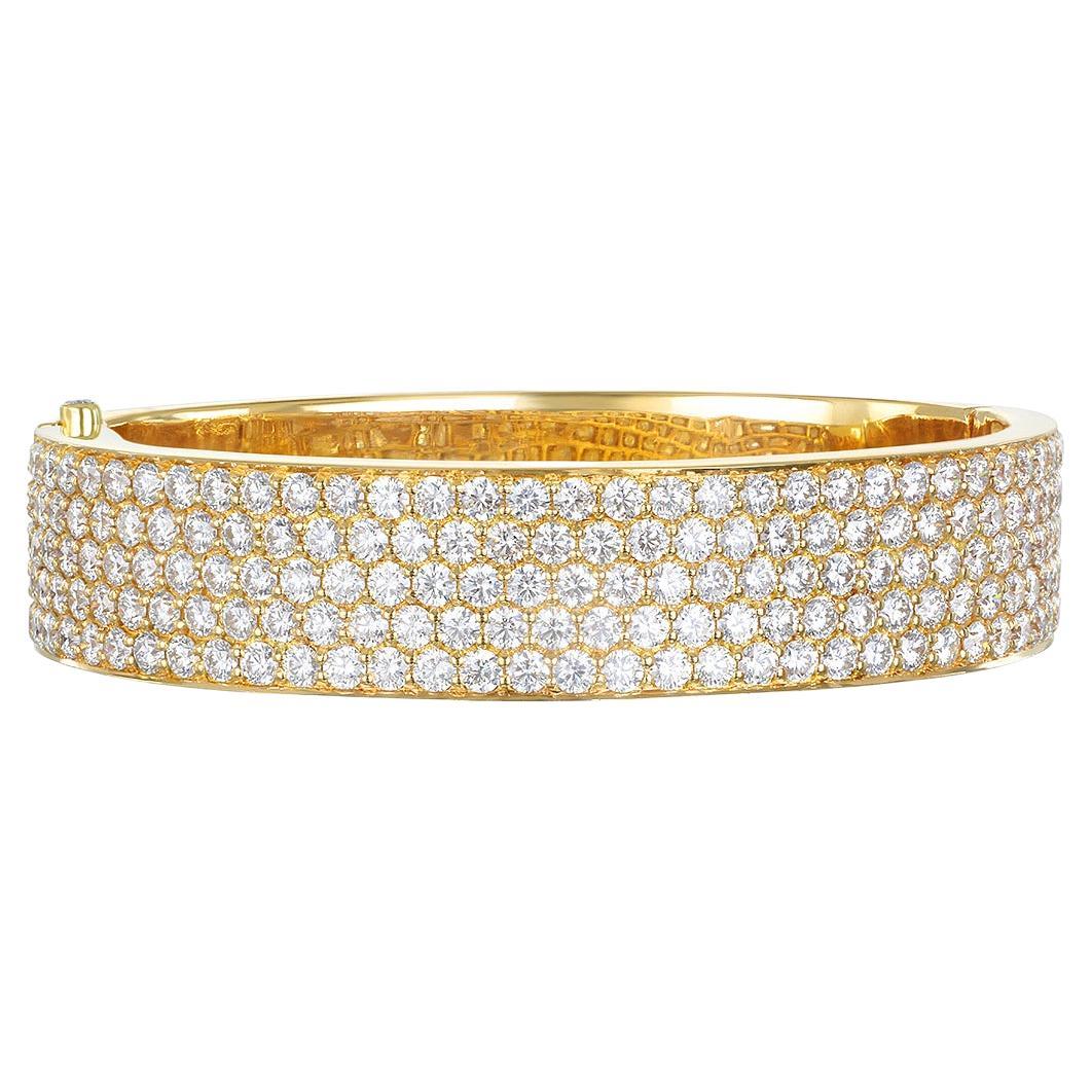 Armband mit Scharnier aus 18 Karat Gold mit Pavé-Diamanten, Kim