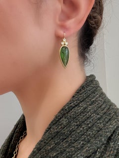 Faye Kim 18 Karat Gold Pear Shaped Green Tourmaline Earrings