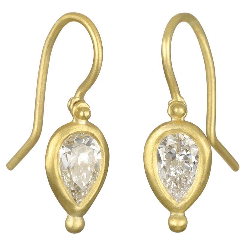 Faye Kim 18 Karat Gold Pear Shape Diamond Hinge Earrings