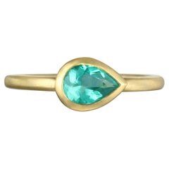Faye Kim 18 Karat Gold Pear-Shaped Emerald Single Stone Bezel Ring