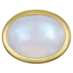 Faye Kim, bague en or 18 carats avec pierre de lune arc-en-ciel