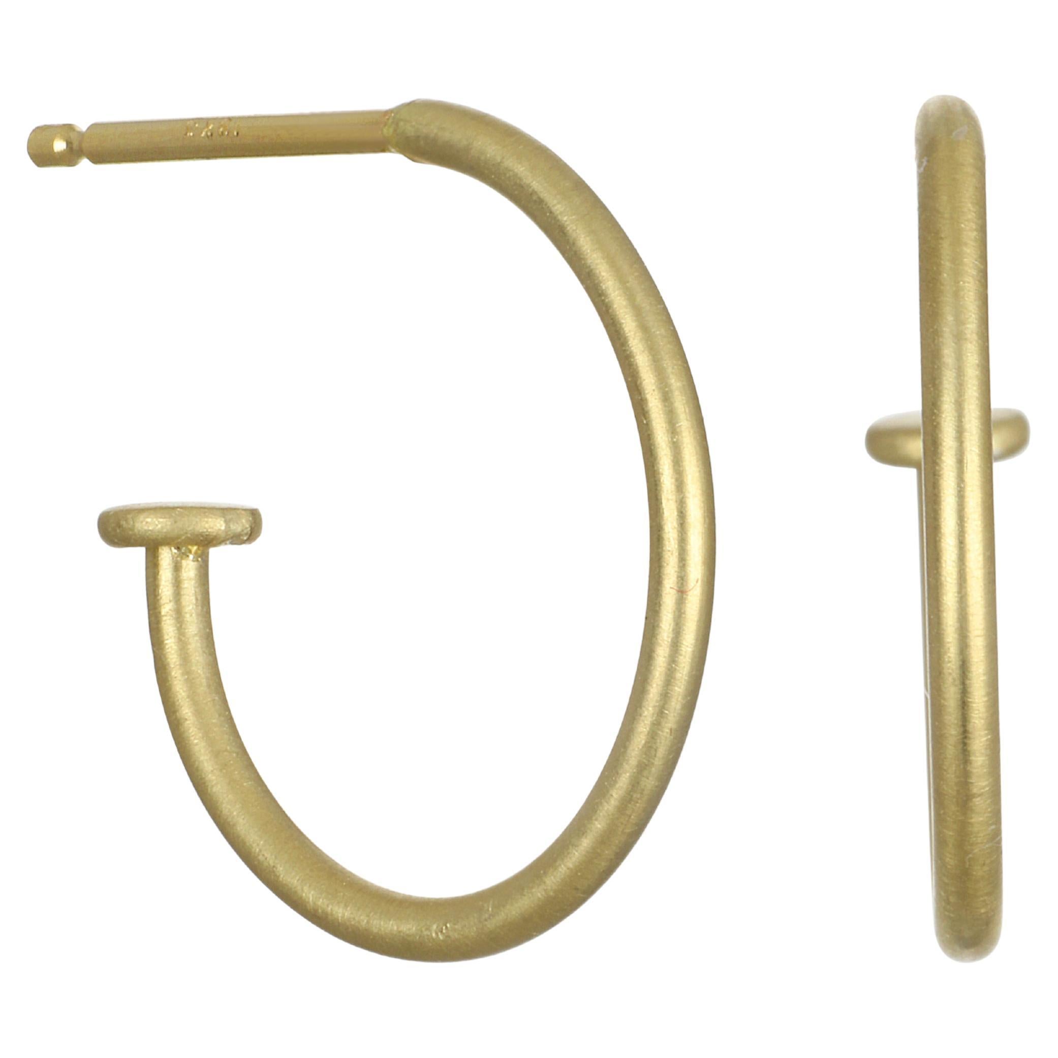 A Kim Boucles d
oreilles en or 18 carats Signature Wire Hoop Earrings