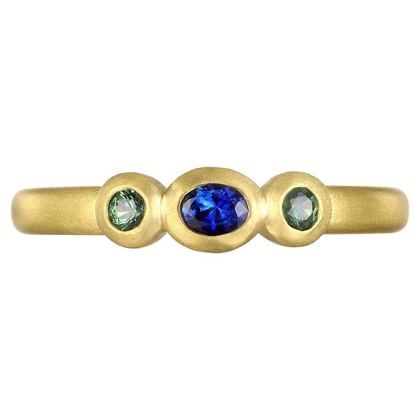 Faye Kim 18 Karat Gold Three-Stone Blue and Green Sapphire Bezel Stack Ring For Sale