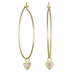 Faye Kim 18 Karat Gold Trillion Diamond Drops